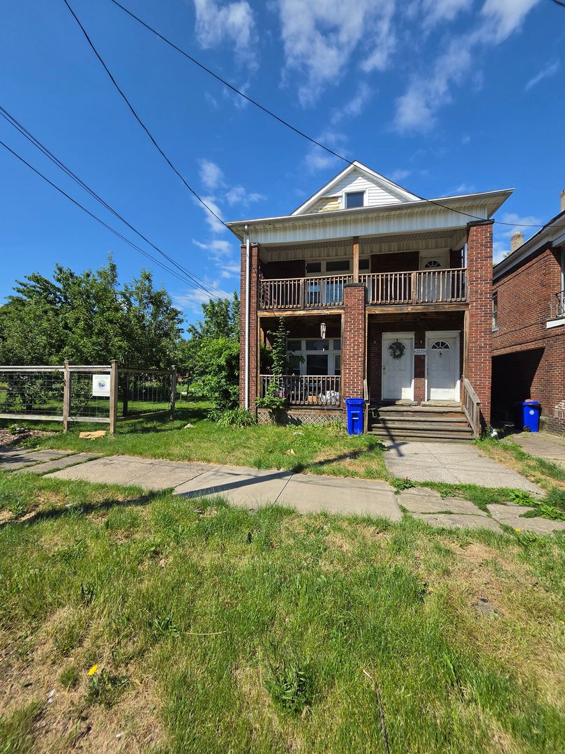 Erie House: 2120 Parade St
