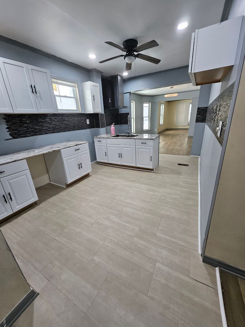 Erie House: 1803 Buffalo Rd #1