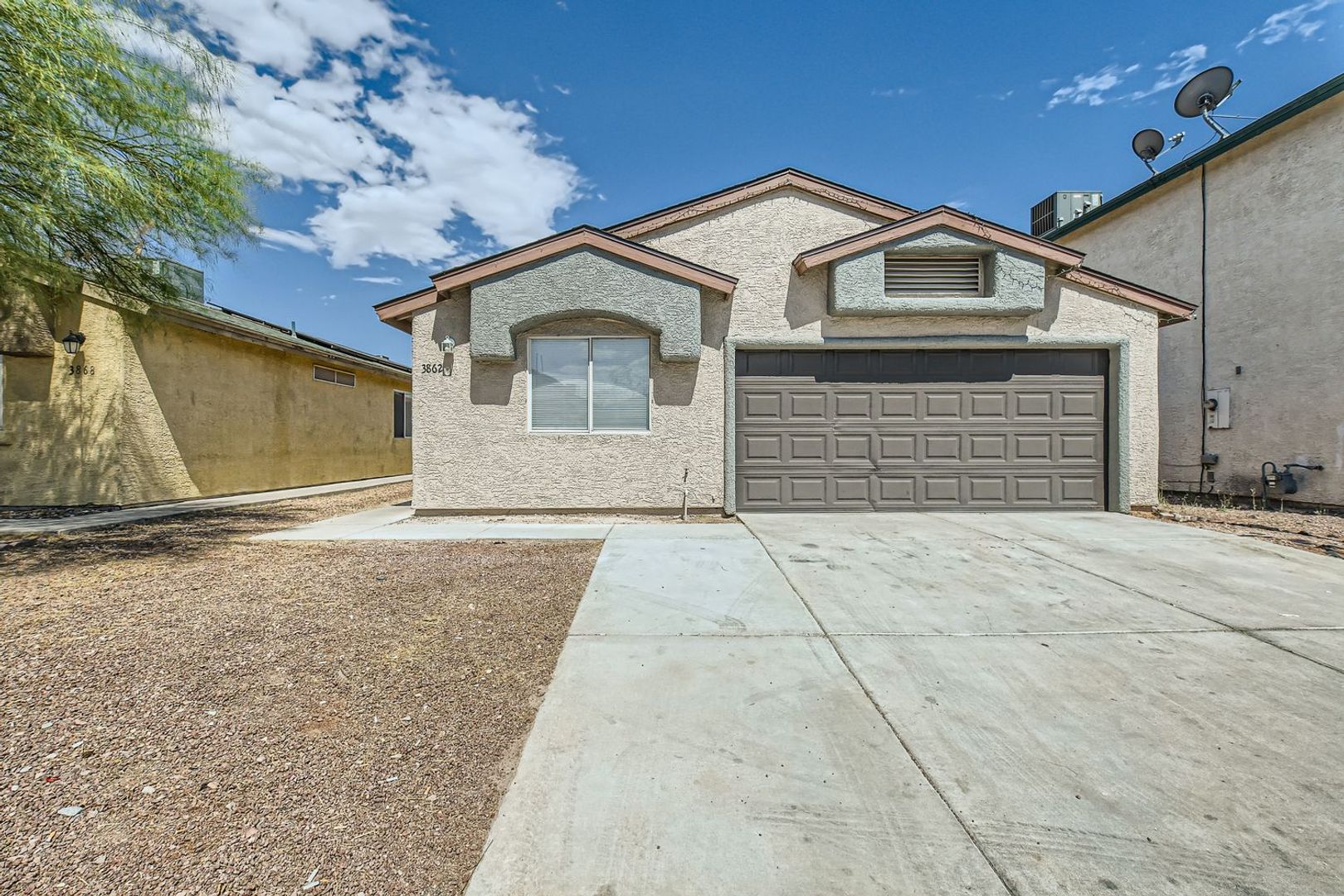 Las Vegas House: 3862 Blue Wave Dr