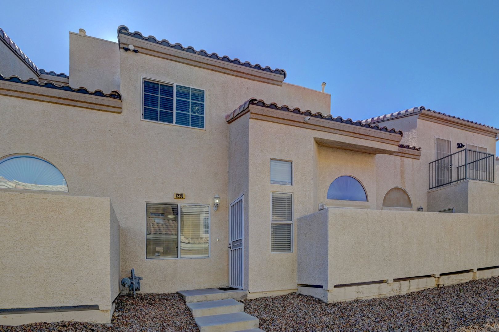 Las Vegas Townhome: 5450 Morris St #1220