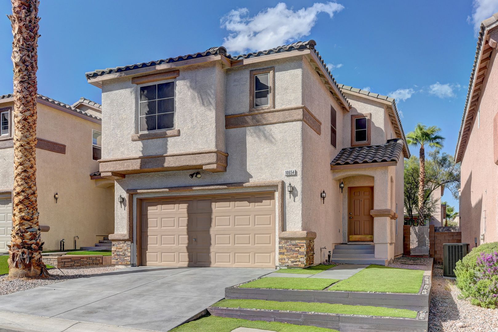 Las Vegas House: 10654 Solar Hawk Ave