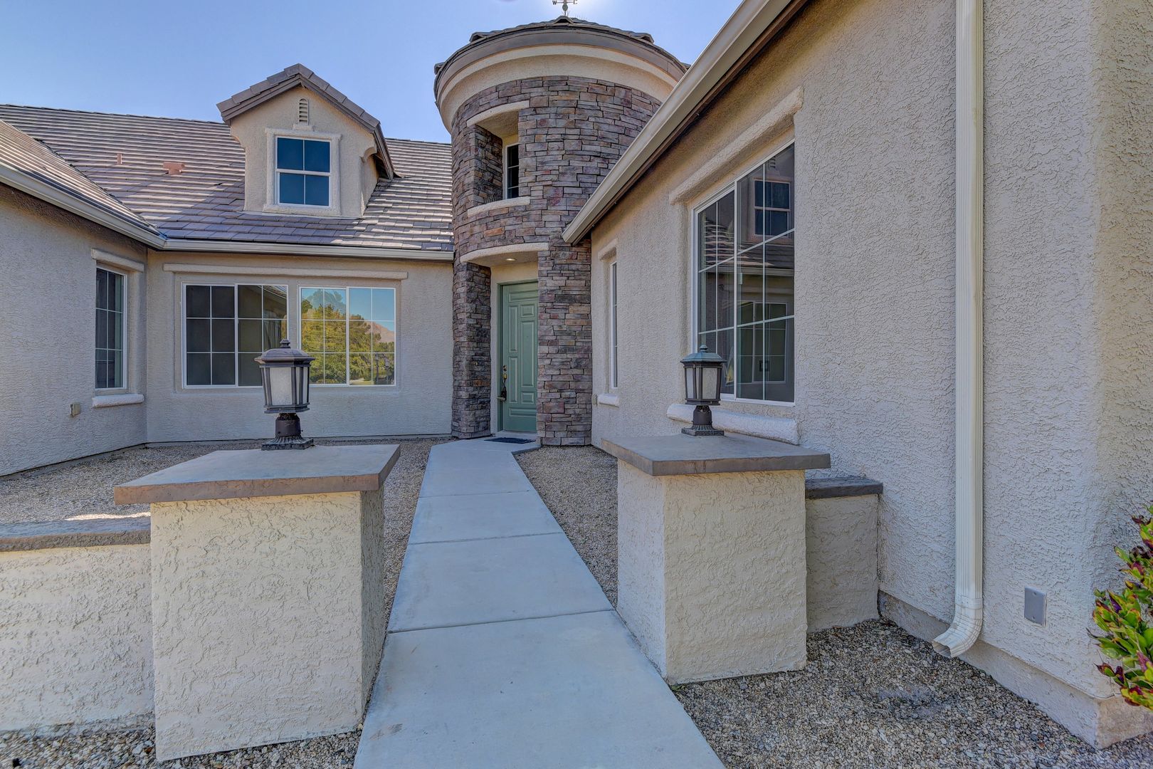 Las Vegas House: 6383 Radiant Rapture Ave