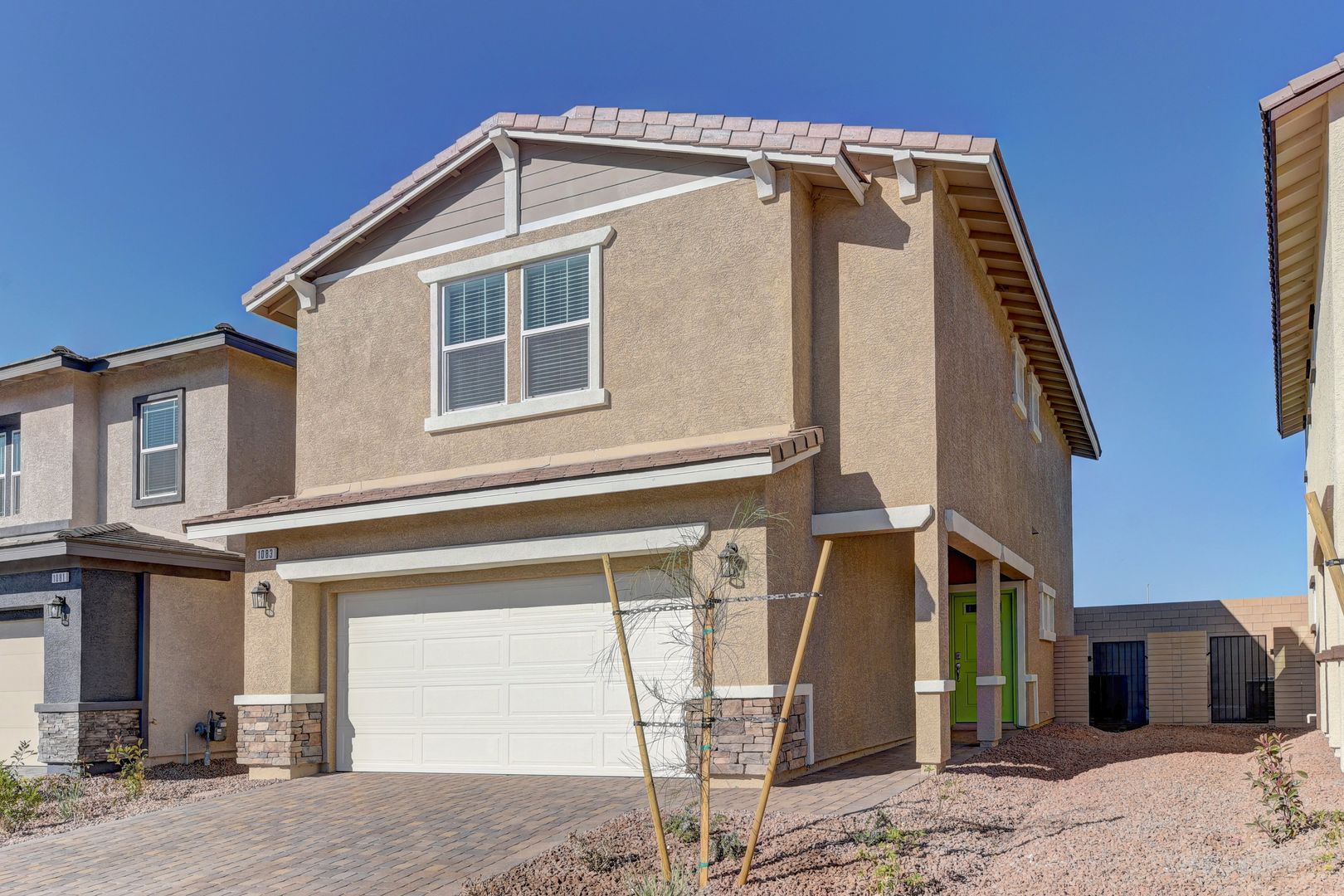 Henderson House: 1083 Gentle Swan St