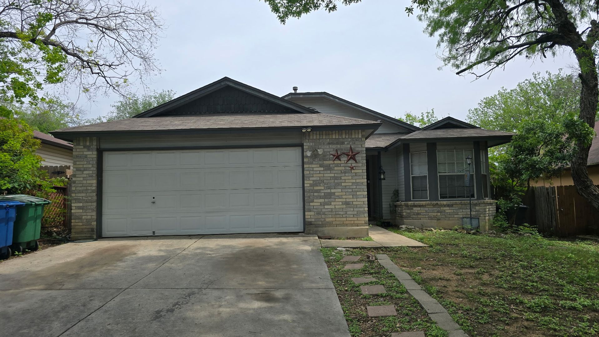 San Antonio House: 6128 Ridge Oak