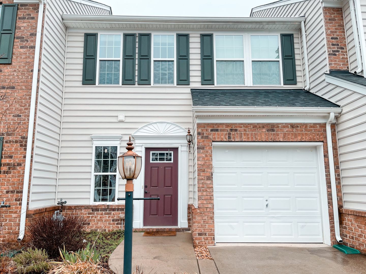 Yorktown House: 120 Kelly Street