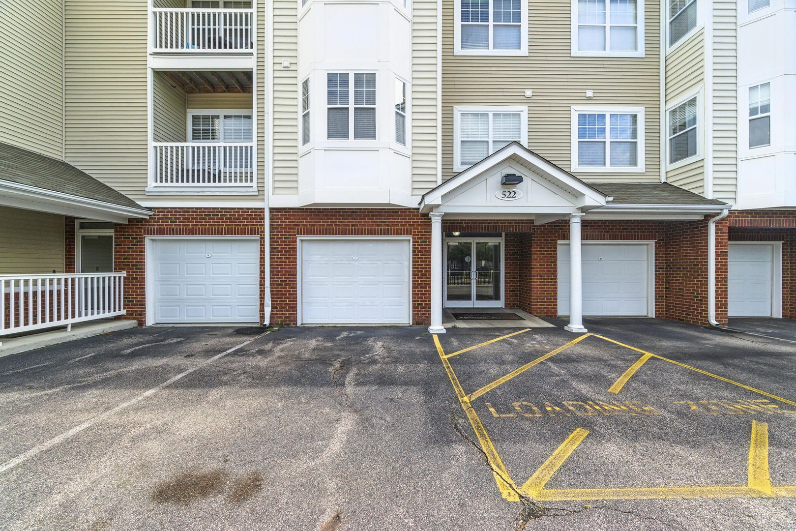 Newport News Condo: 522 Knolls Dr
