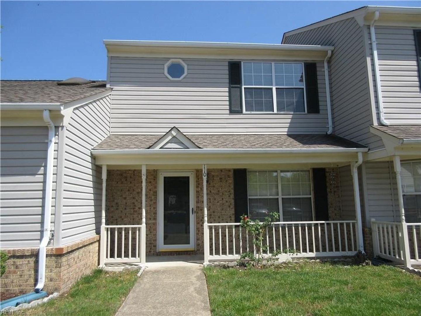 Yorktown House: 110 Foundry Ct