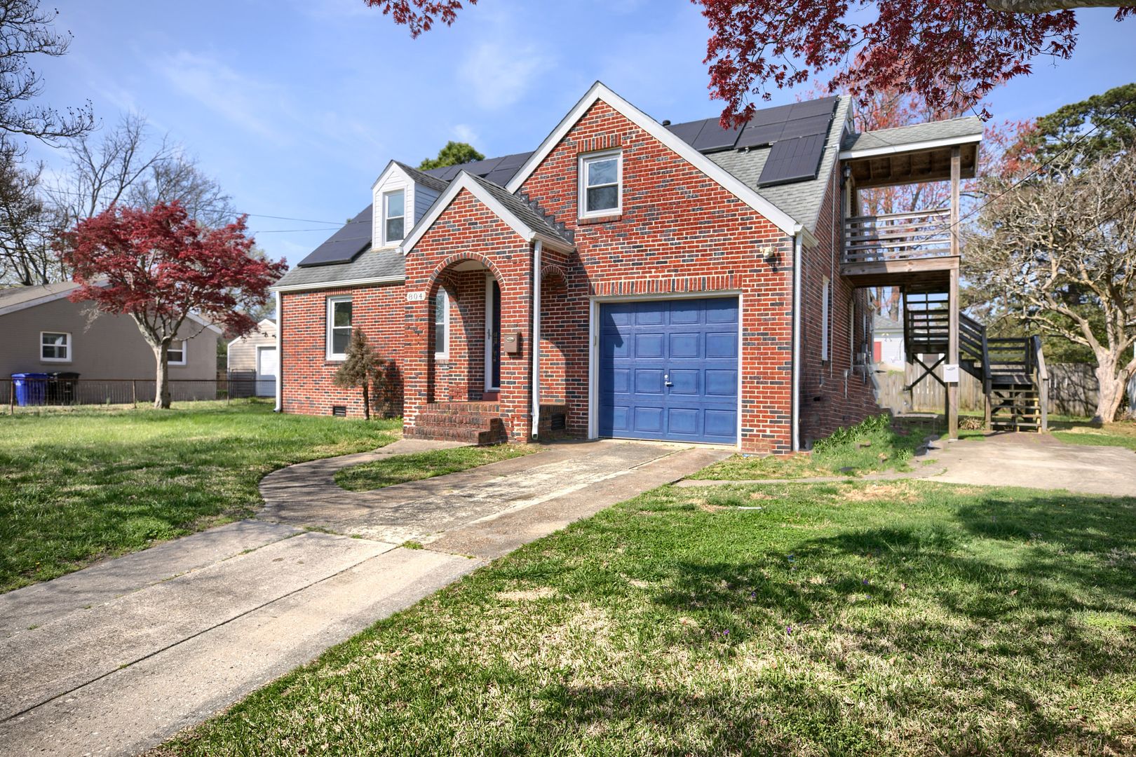 Portsmouth House: 804 City Park Ave