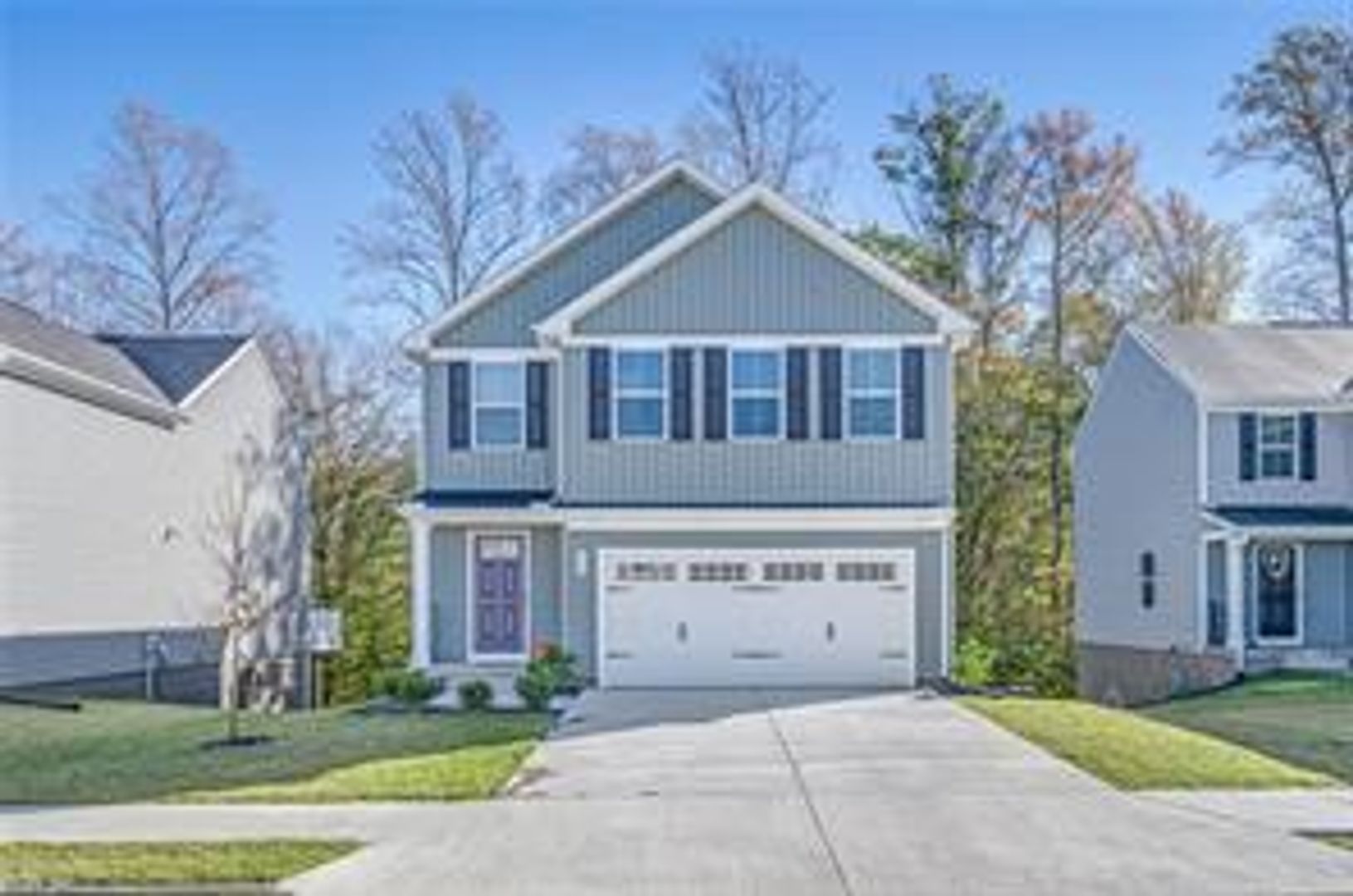 Williamsburg House: 304 Normandy Crescent