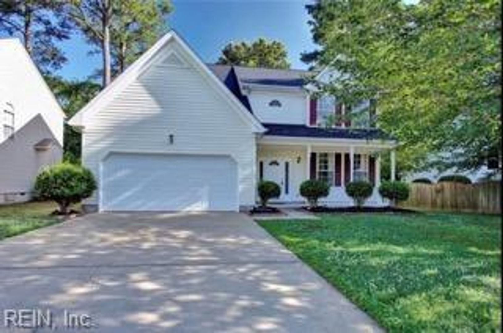 Hampton House: 141 Baker Farm Drive