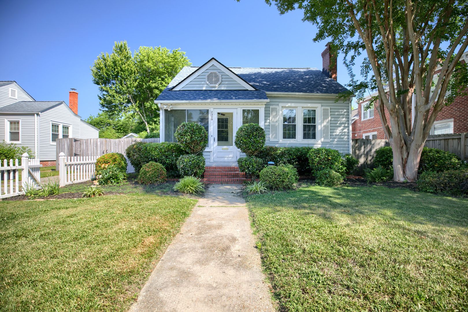 Hampton House: 2309 Crescent Dr