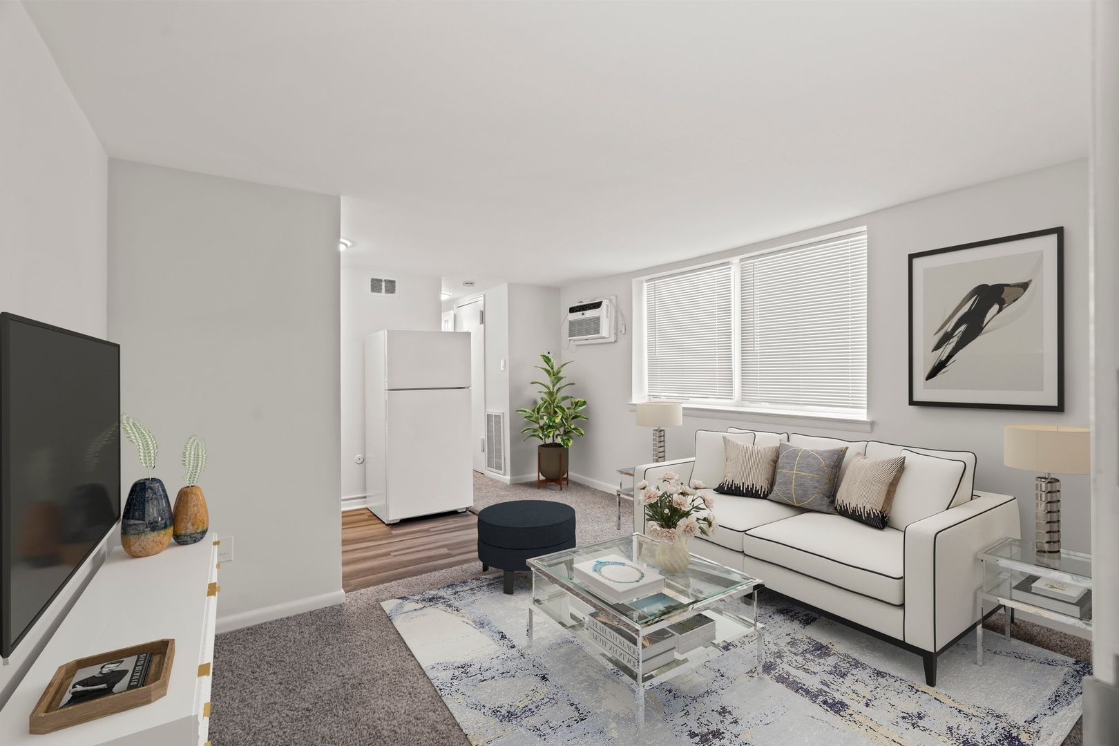 Bridgeport Apartment: 15 W 5th St