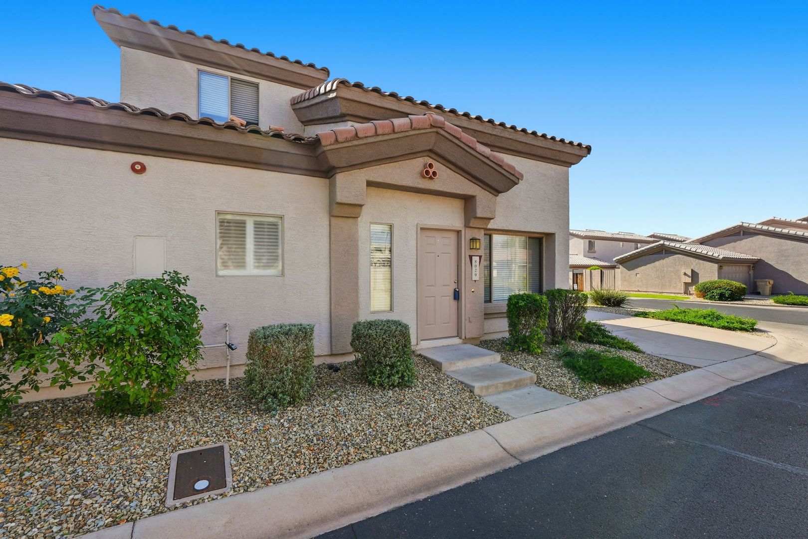 Peoria House: 8029 W Mary Jane Ln