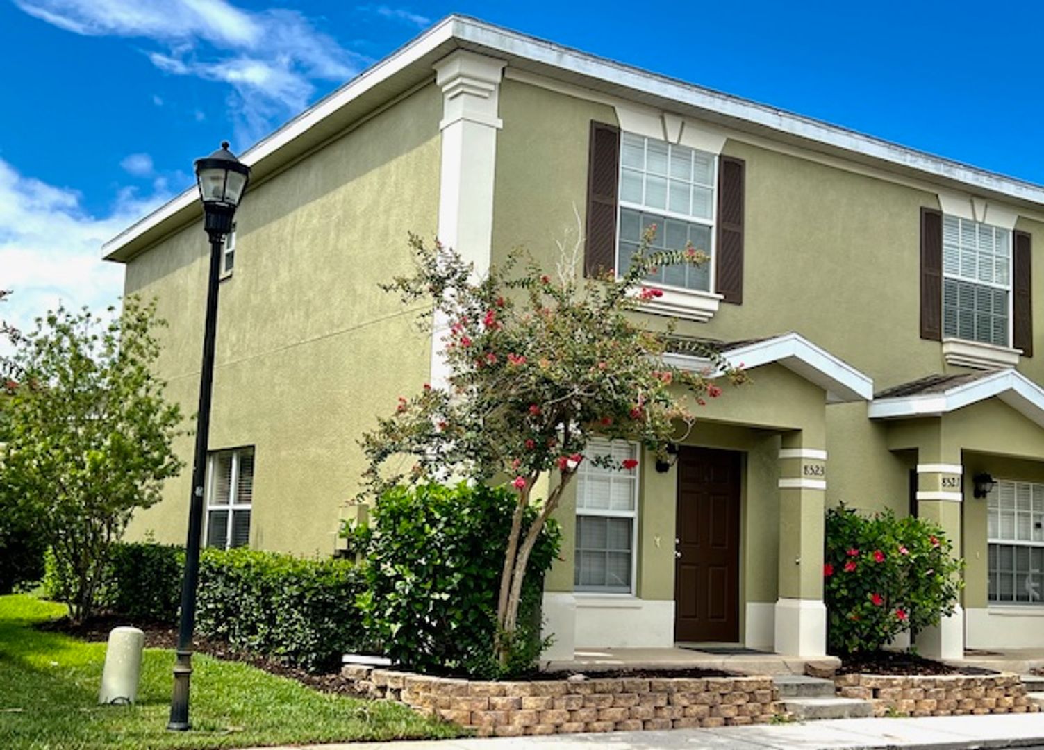 Tampa Townhome: 8523 Gablebend Way