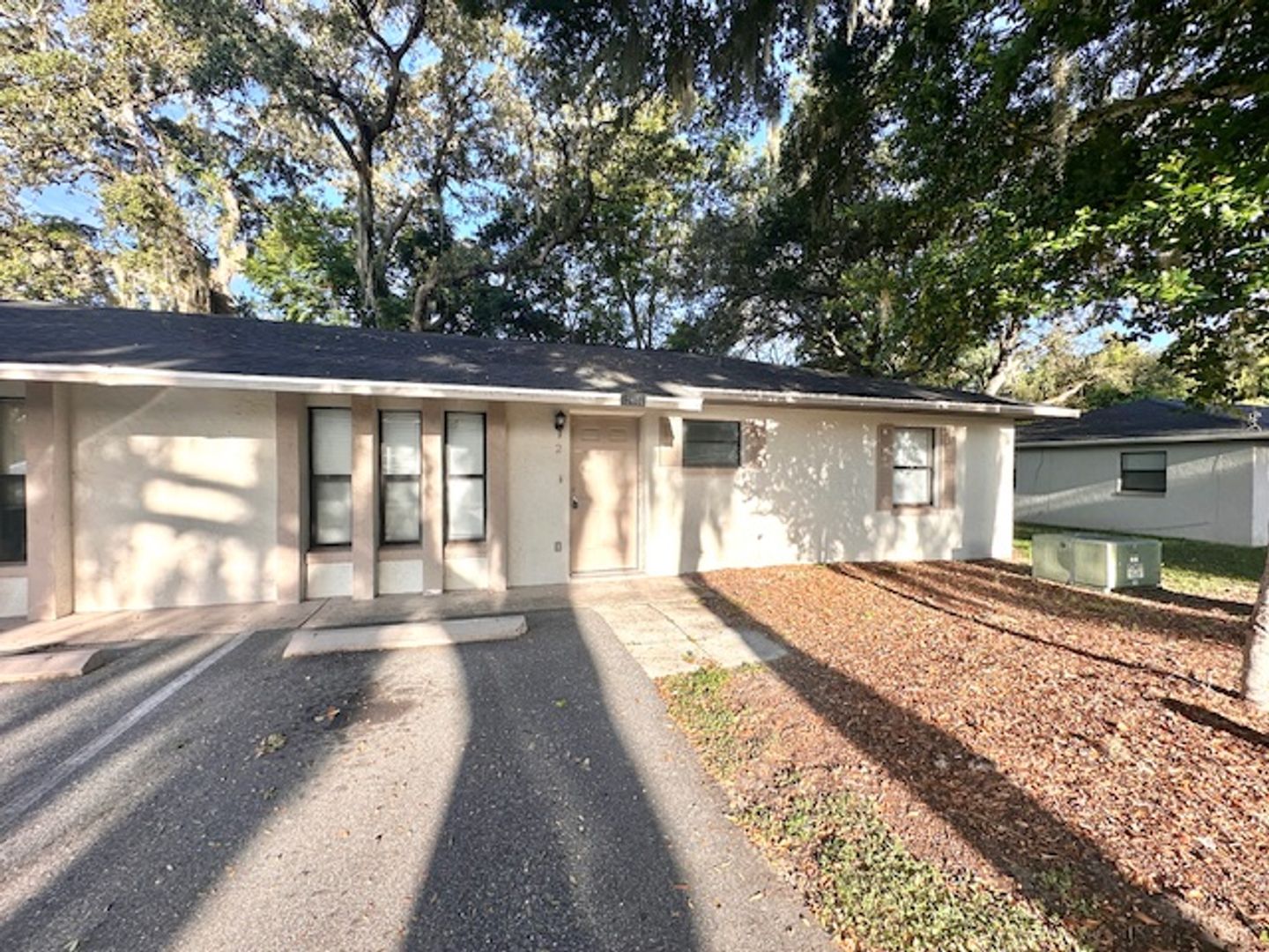 Leesburg Apartment: 32801-32818 Lake Square Court