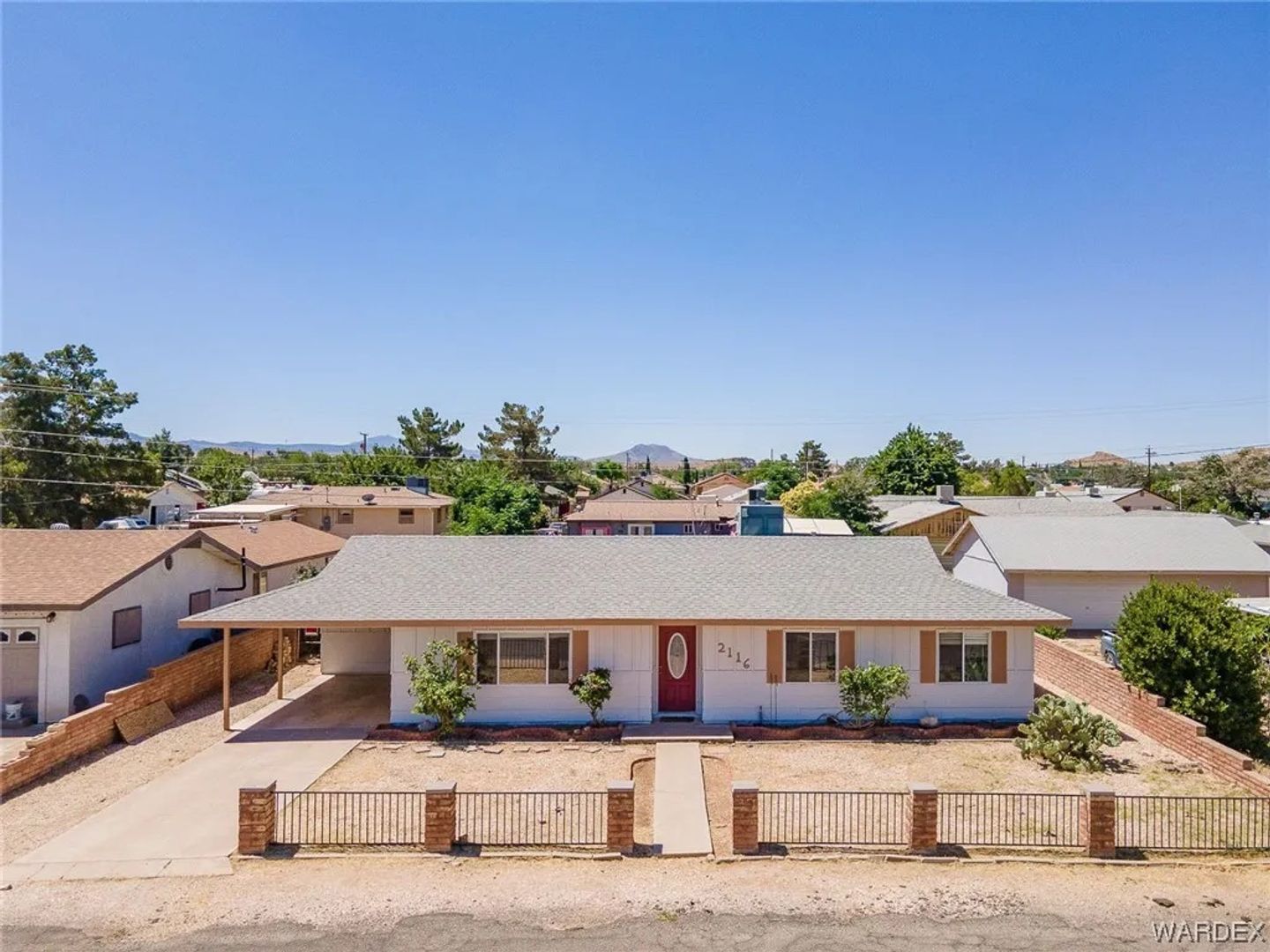 Kingman House: 2116 Club Ave