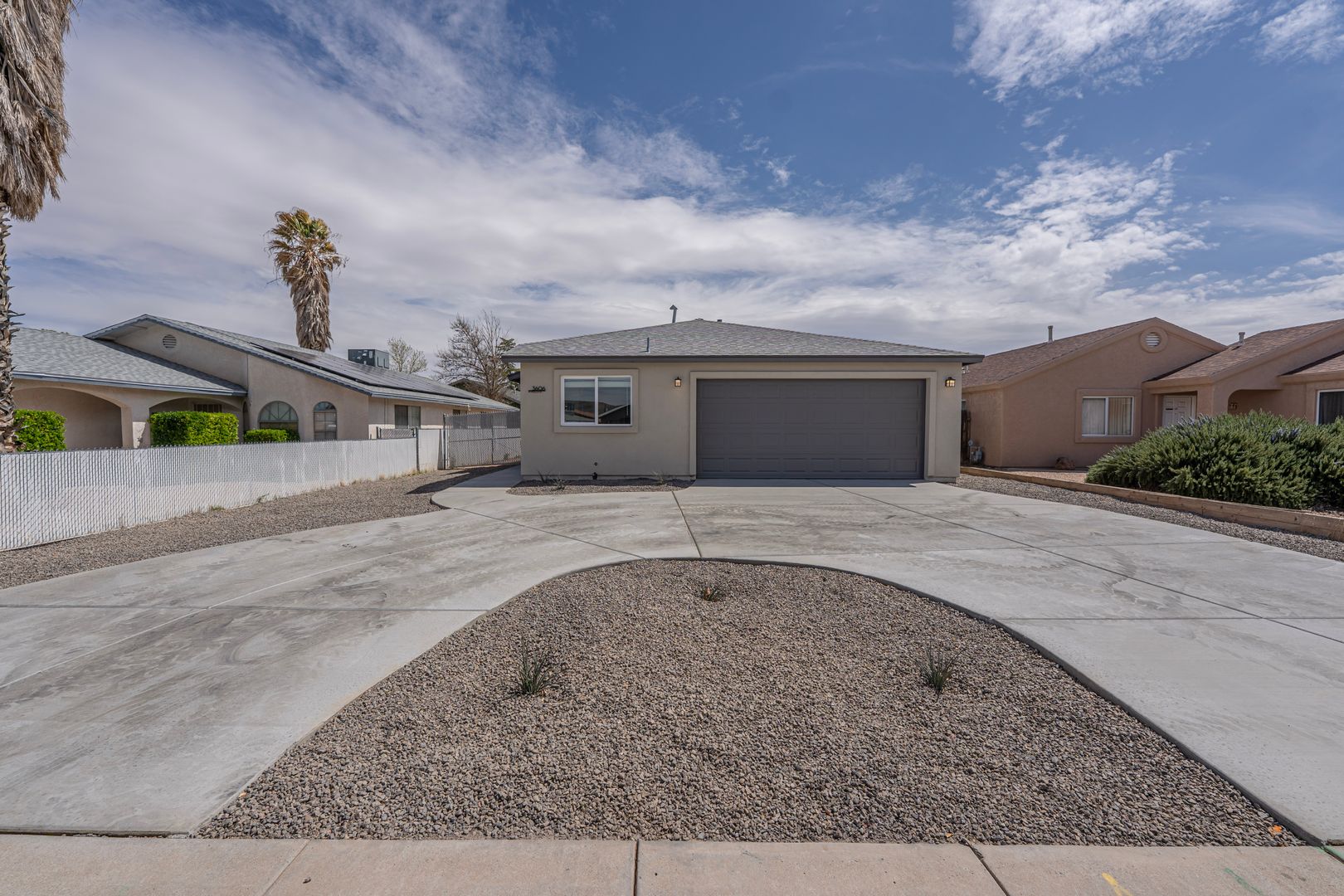 Kingman House: 3606 N Wells