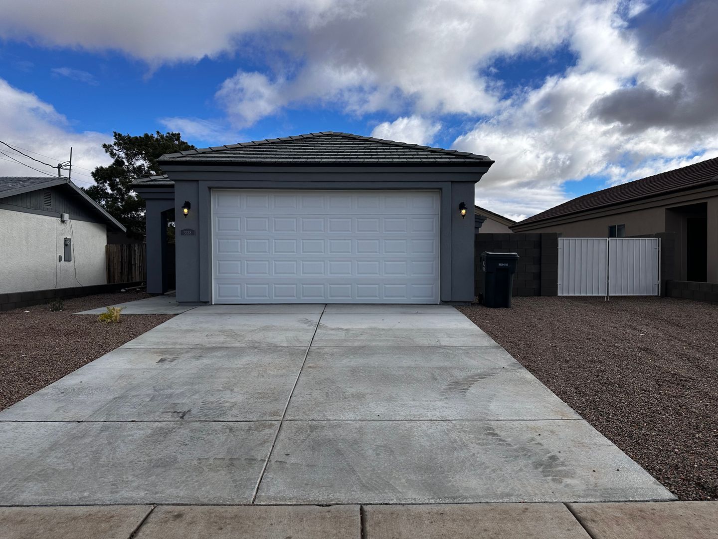 Kingman House: 3338 N Lomalai St