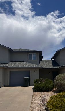 2 Bedroom 1.5 Bath Triplex – photo 1