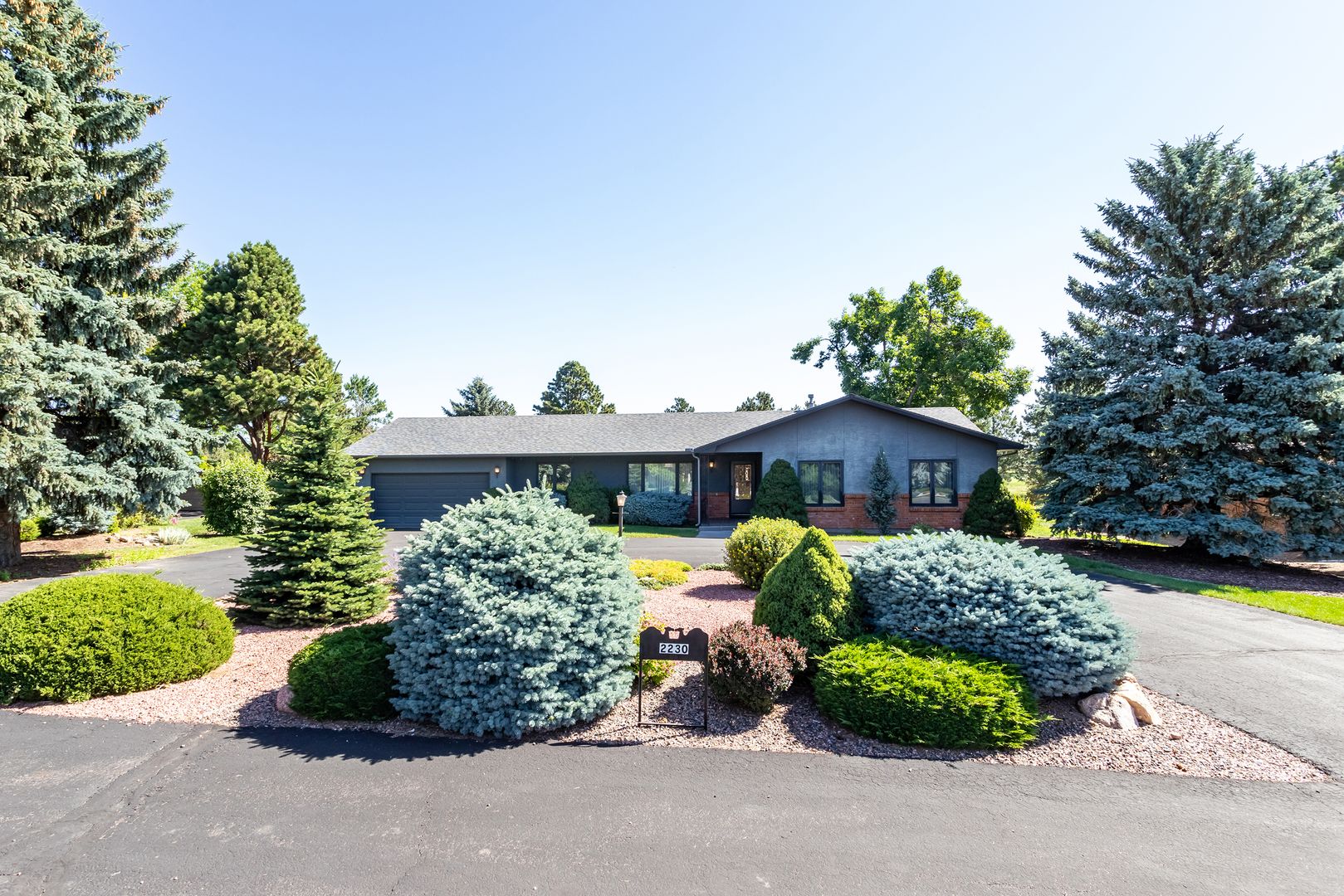 Colorado Springs House: 2230 Hill Circle