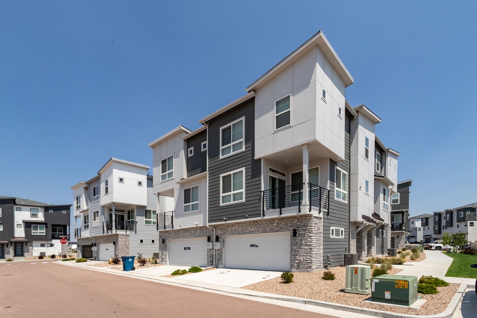 Colorado Springs House: 10551 Spectrolite Point