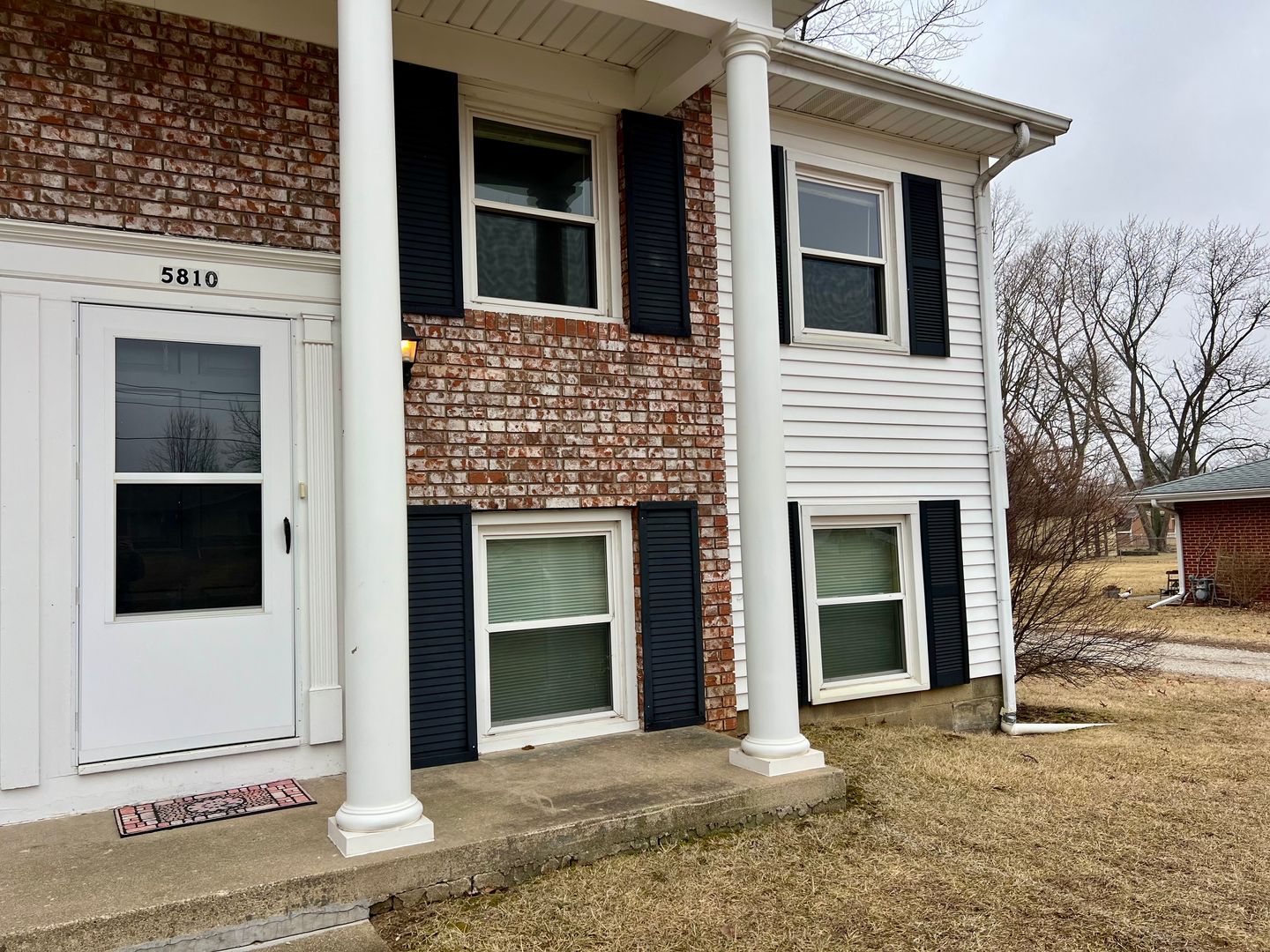 Peoria Apartment: 5806-5810 Fairview Rd.