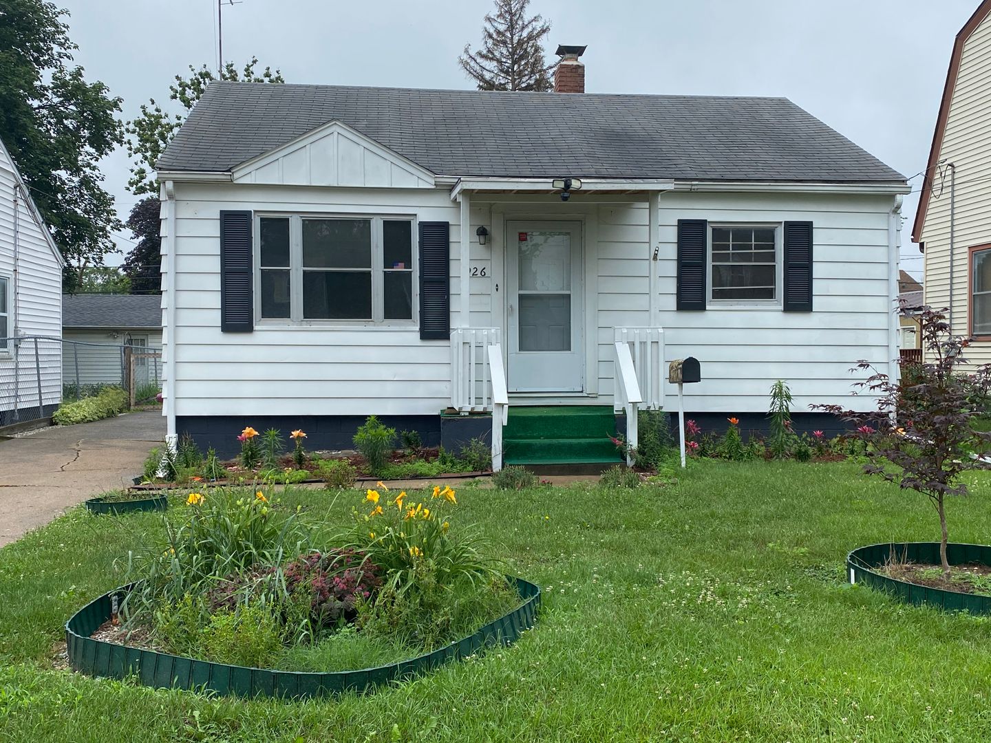 Peoria House: 926 E Maywood Ave