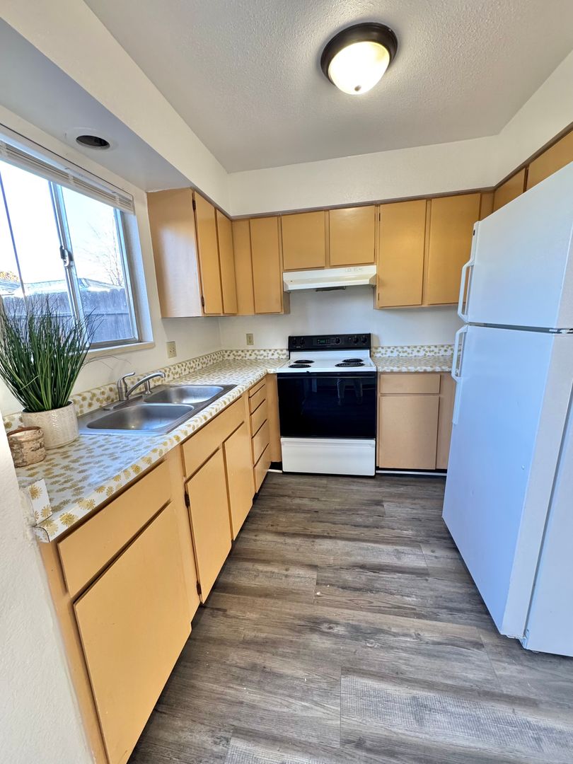 Reno House: 825 Belli Dr.