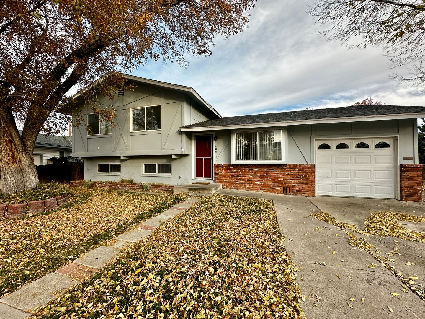 Reno House: 1400 Kirkham Way