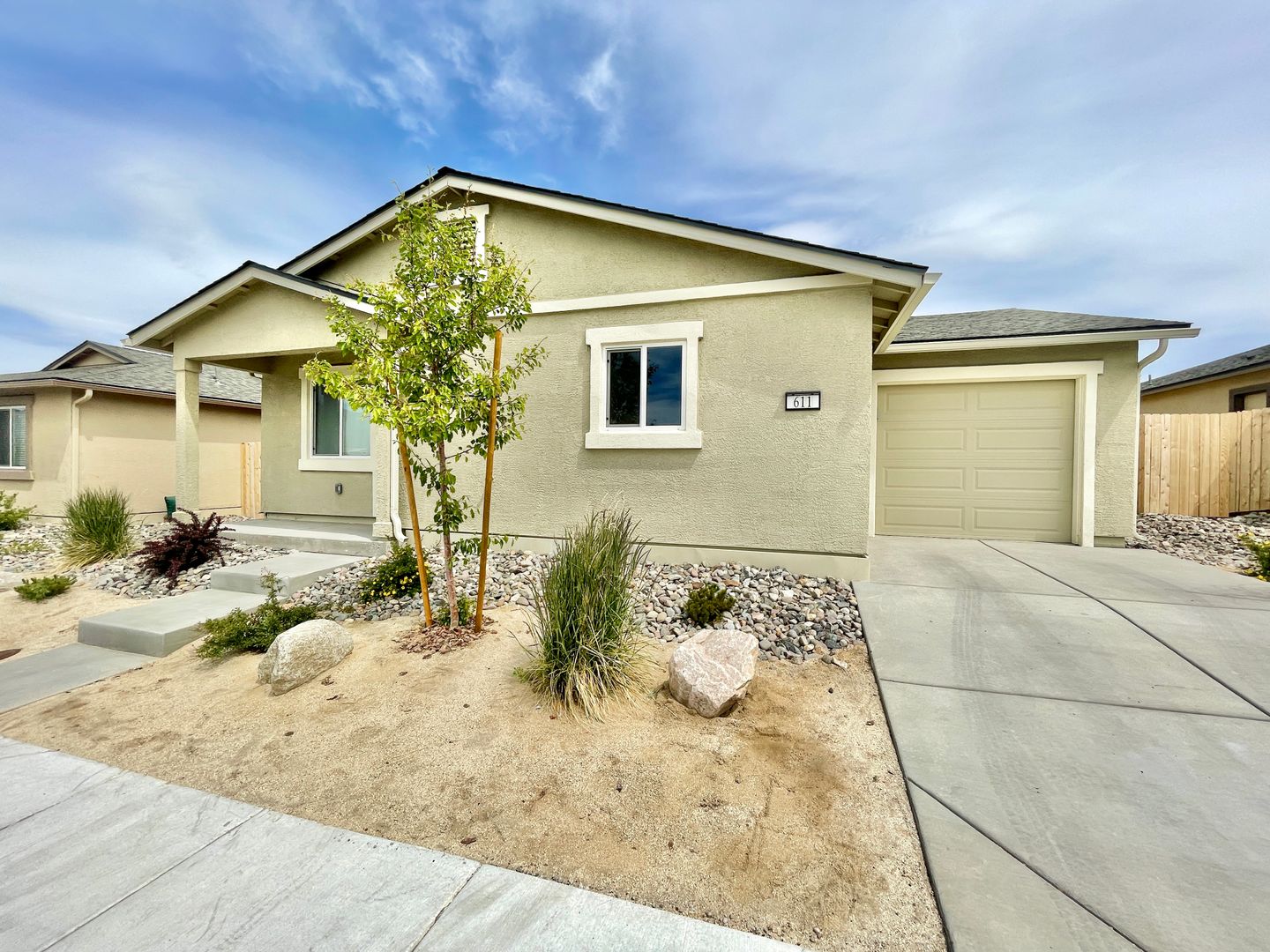 Reno House: 611 Fallon Station Rd