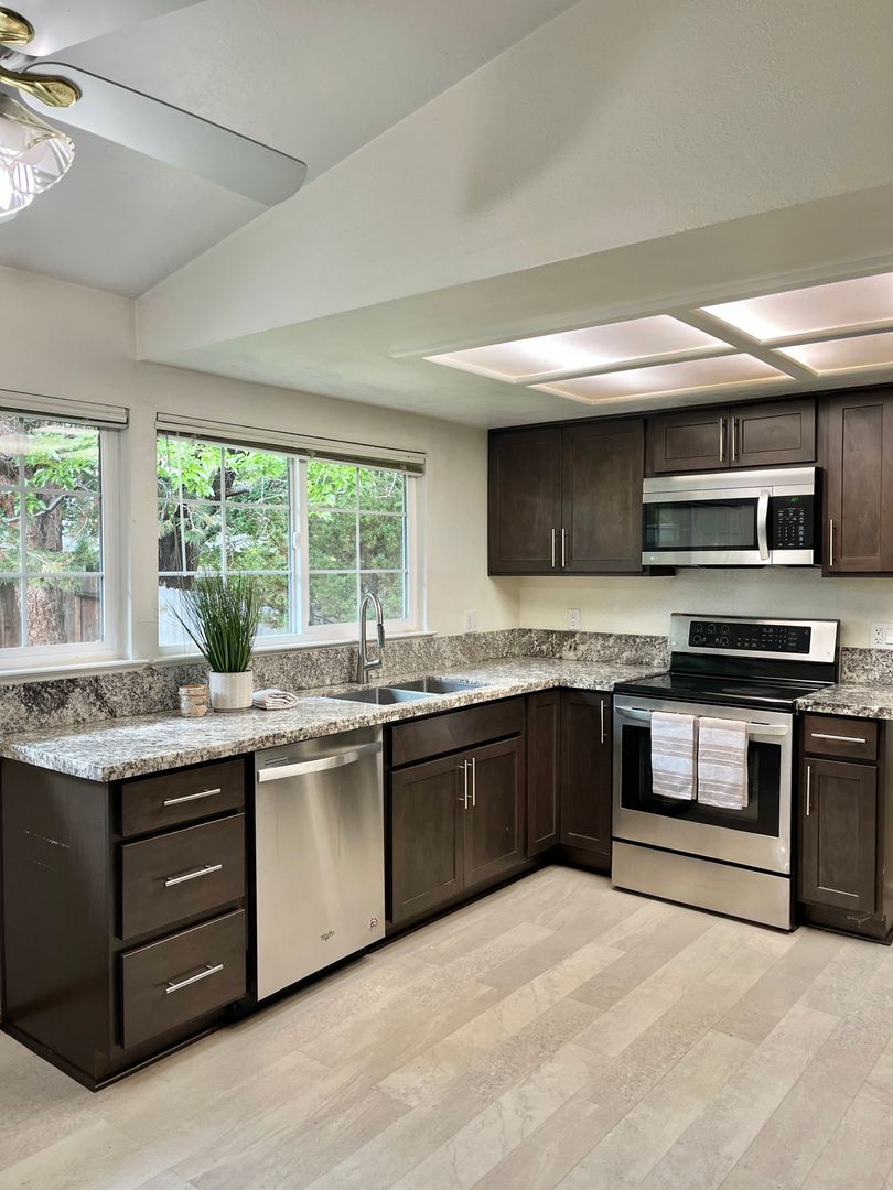 Sparks House: 1965 Woodtrail Dr.