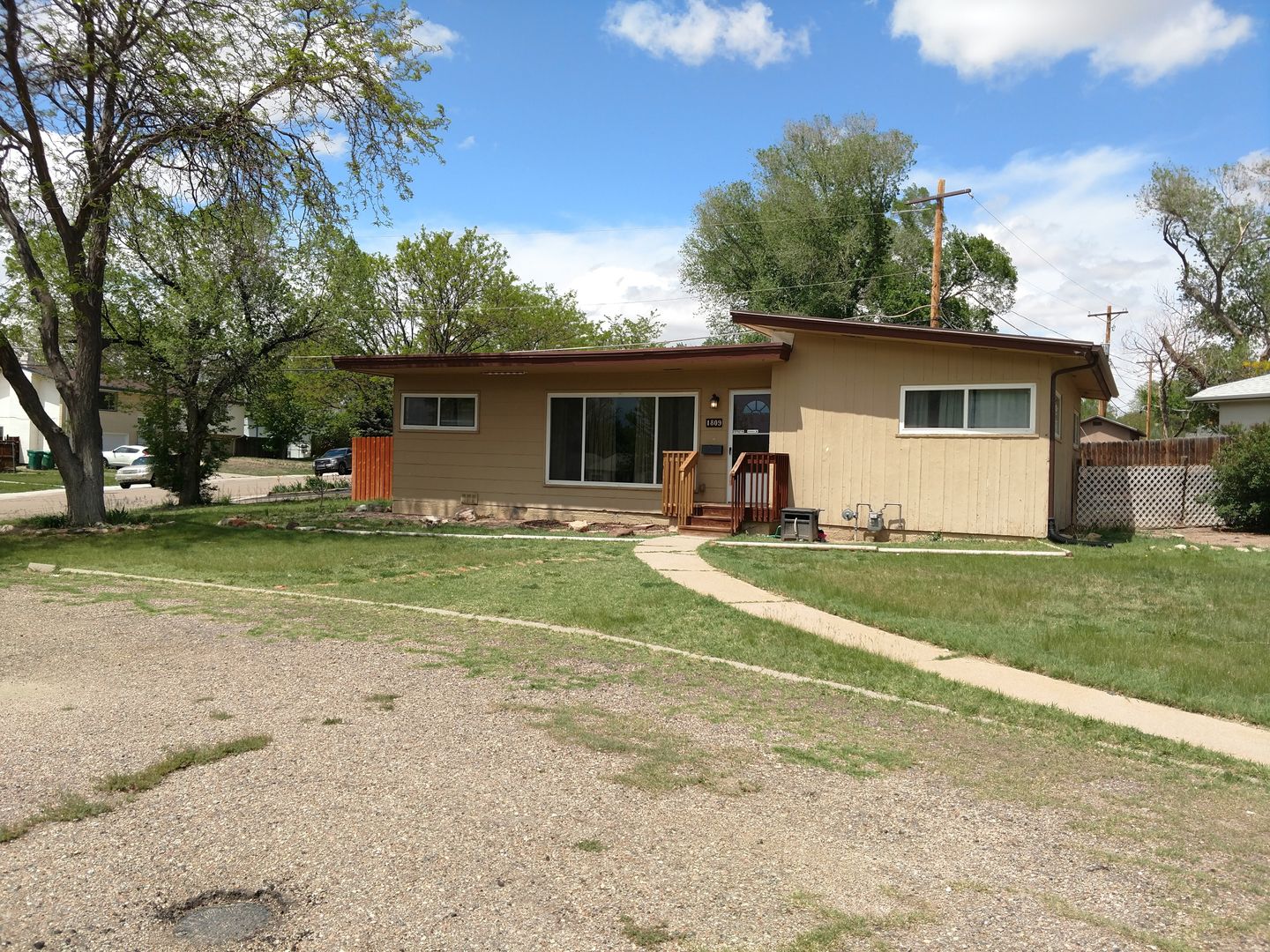 PUEBLO House: 1809 W 32ND