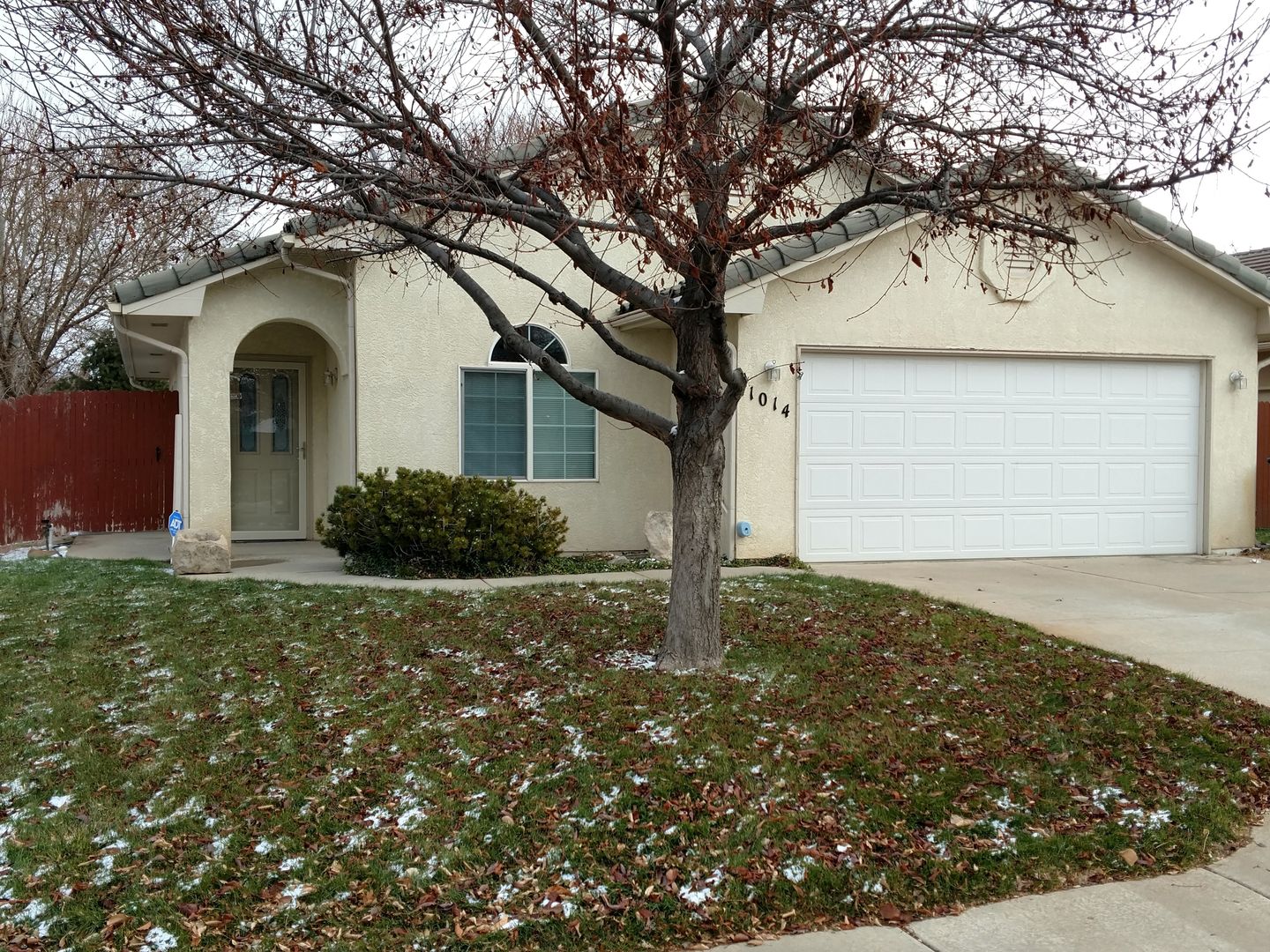 PUEBLO House: 1014 PINECREST DR.