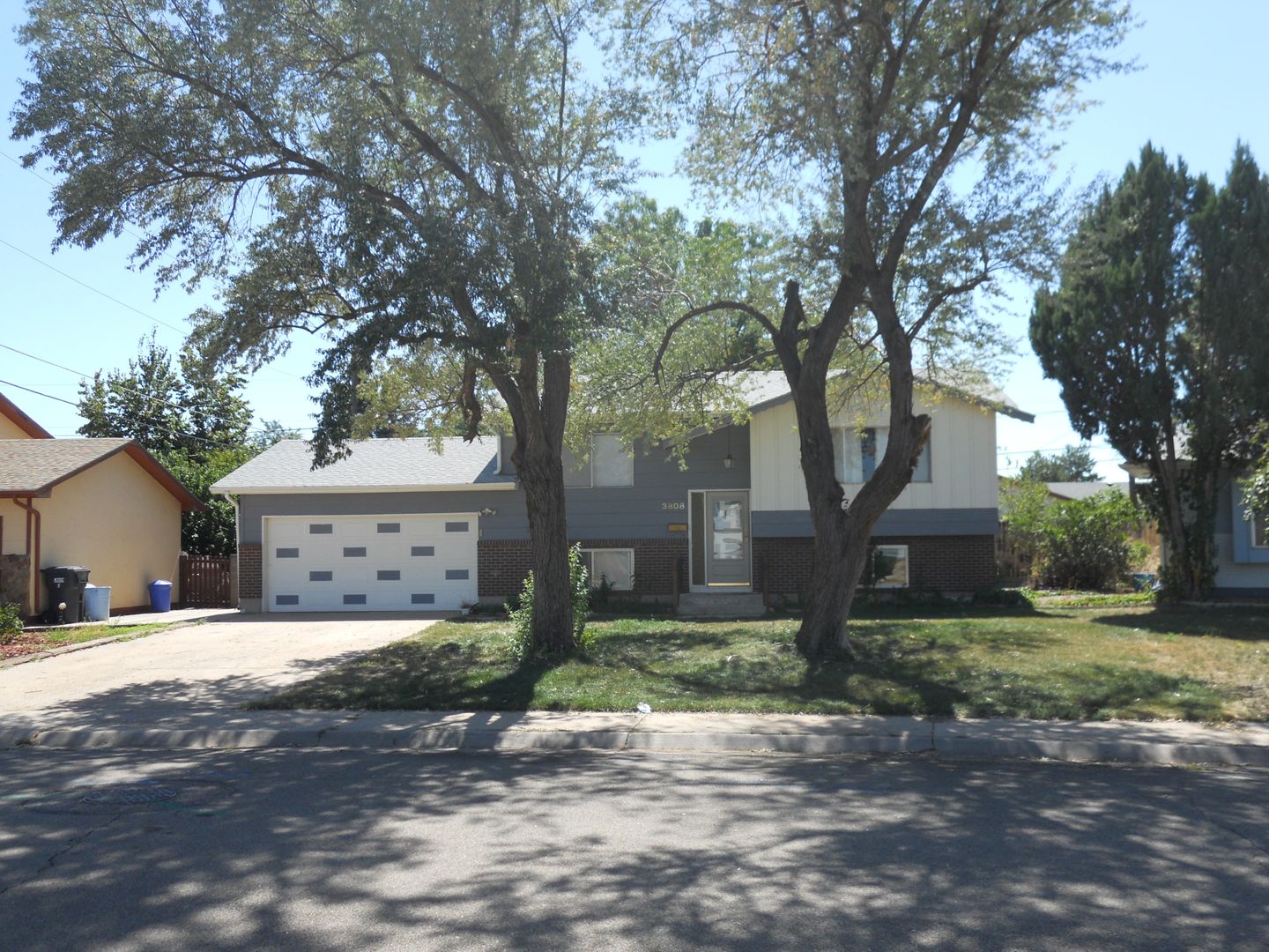 Pueblo House: 3808 Elmwood Cir