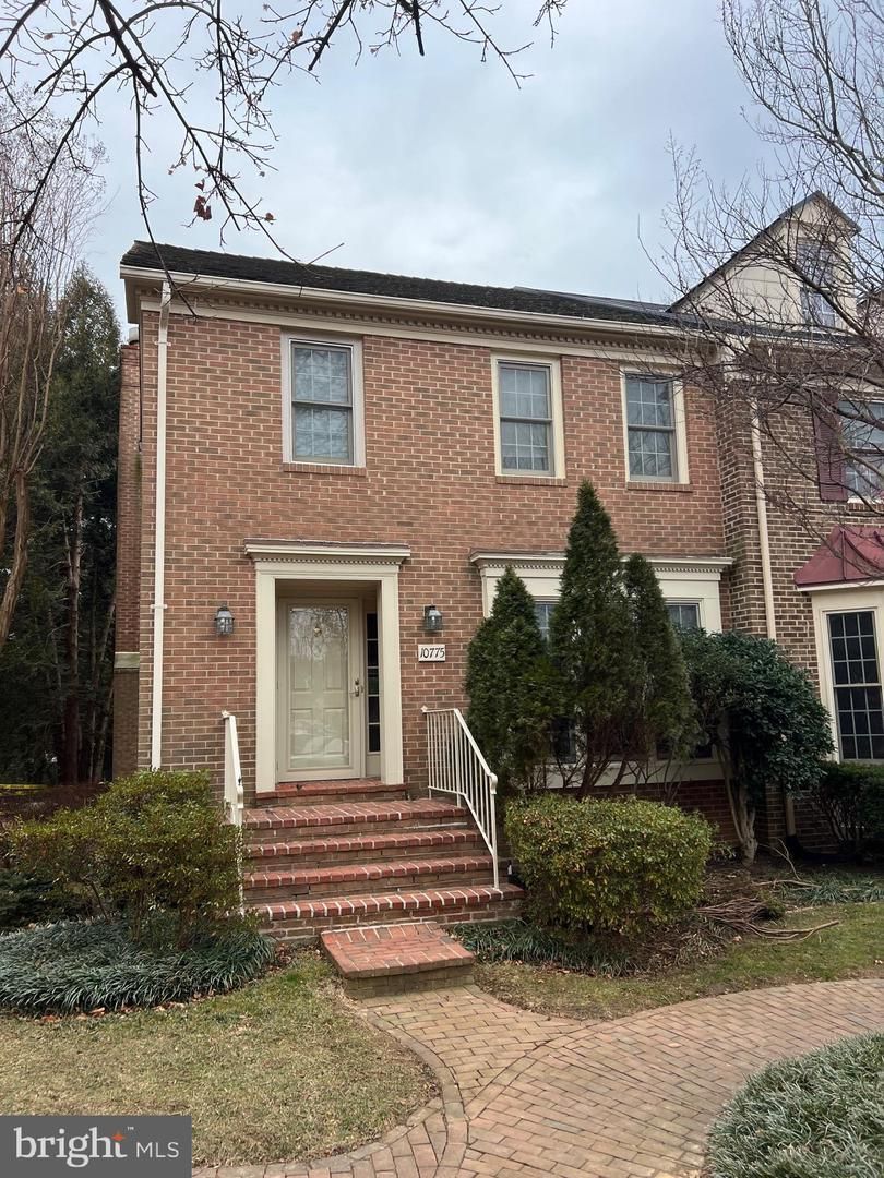 Rockville House: 10775 Brewer House Rd