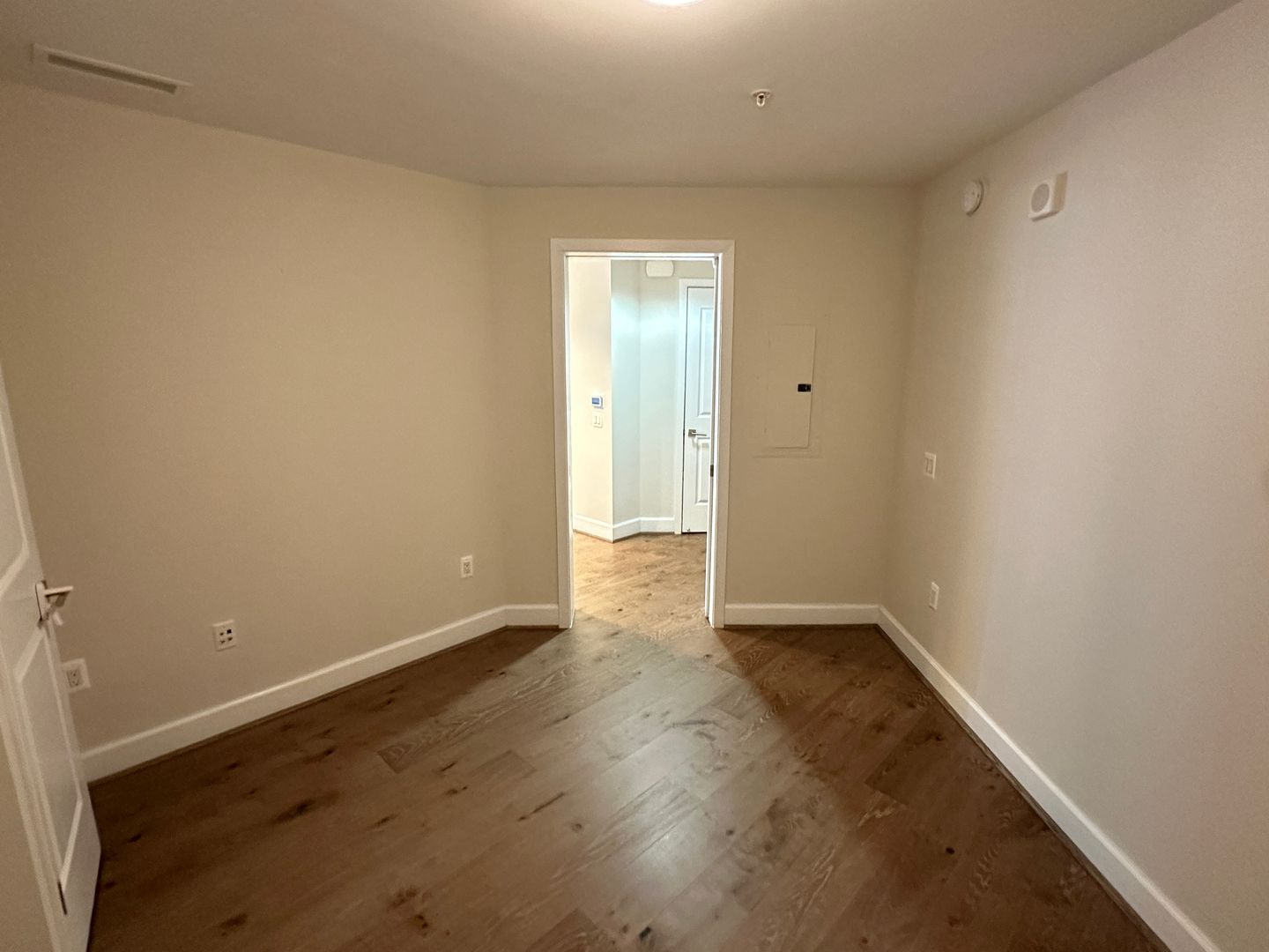 7171 Woodmont Ave #606, Bethesda, MD 20814 12 of 12