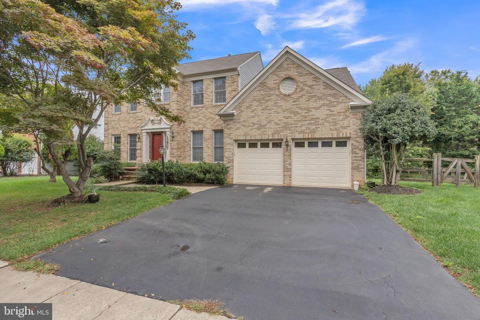 Rockville House: 13907 Willow Tree Dr