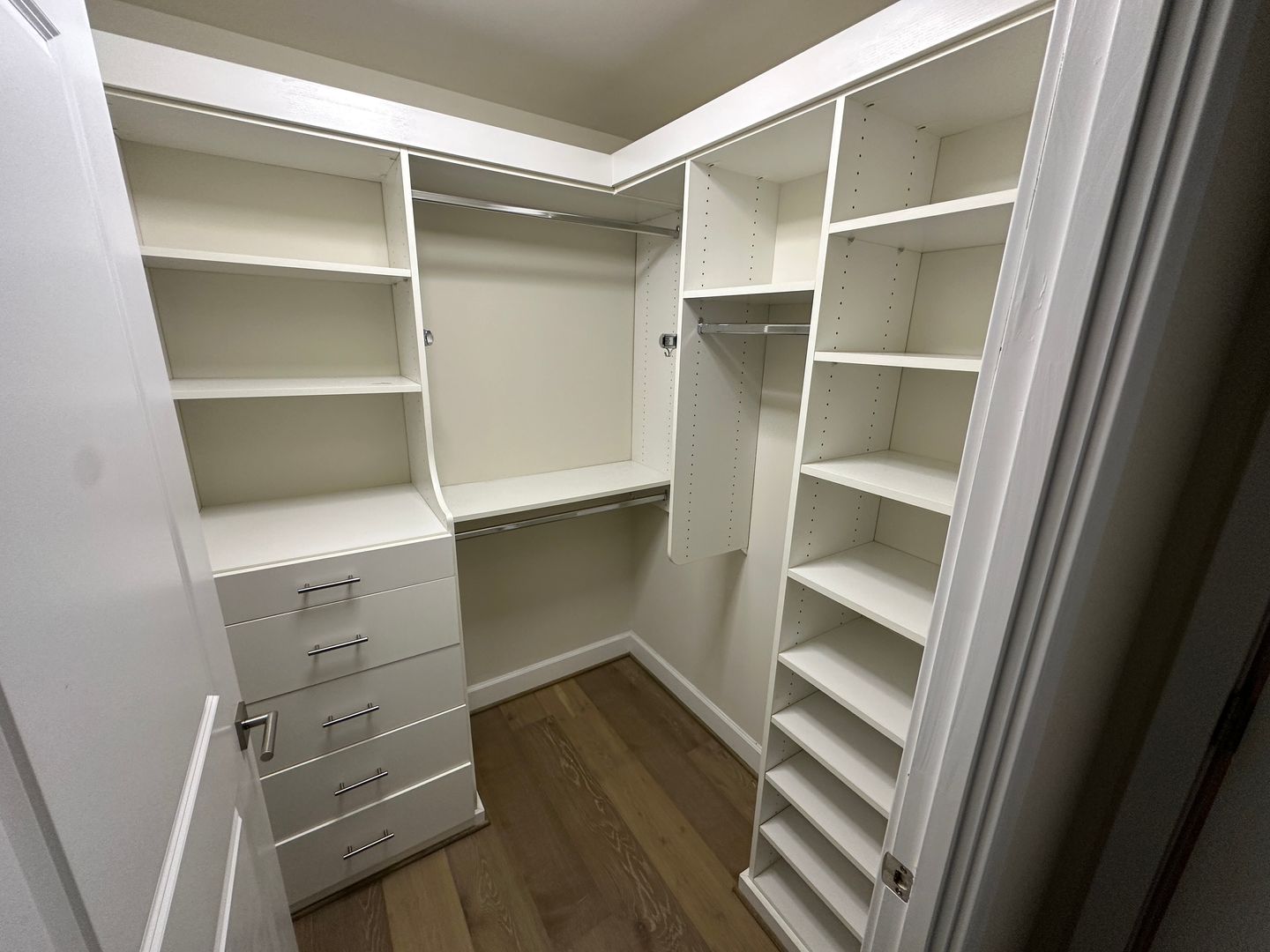 7171 Woodmont Ave #606, Bethesda, MD 20814 7 of 12