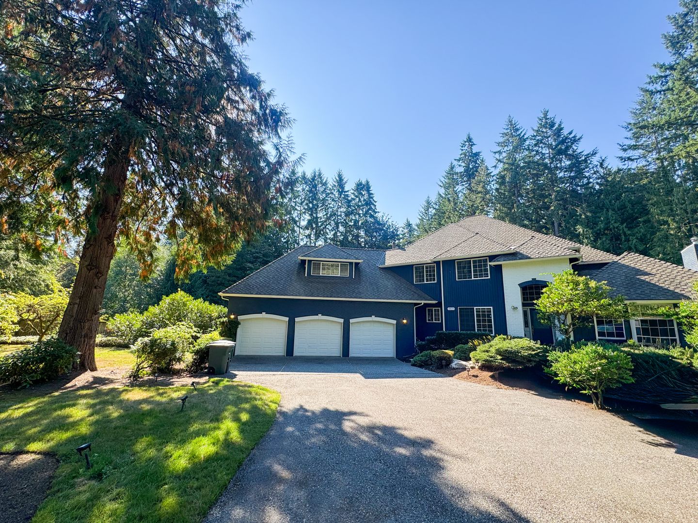 Bellevue House: 4439 140th Ave Ne