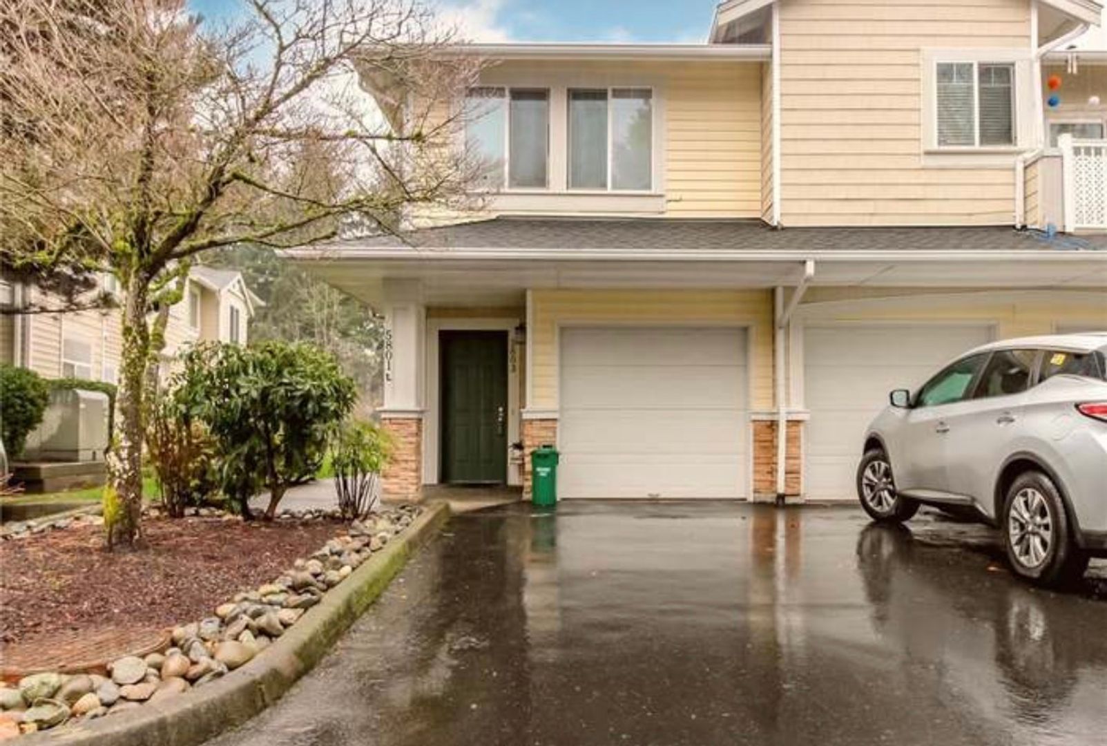 Kent Condo: 5803 S 234th Pl