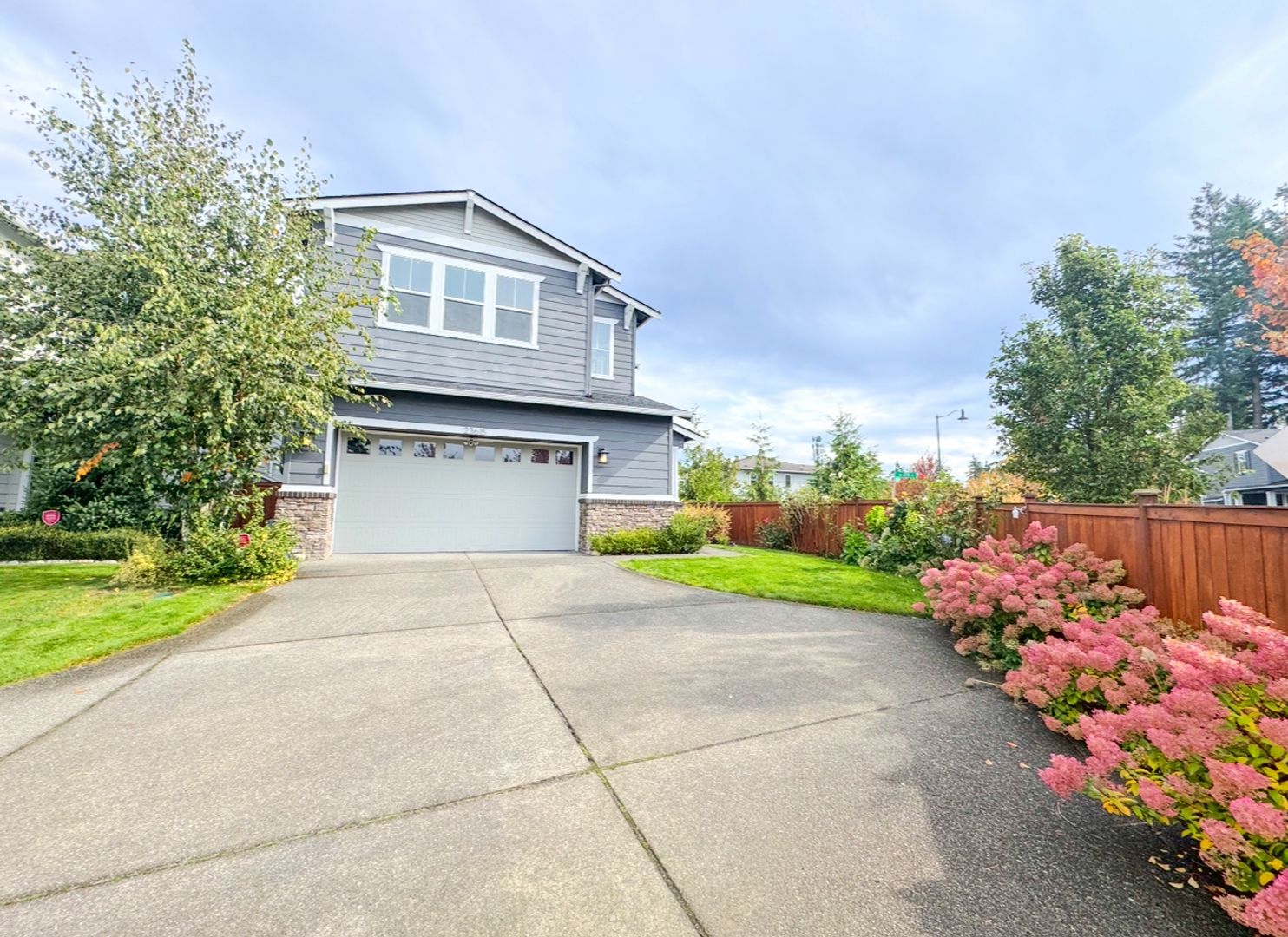 Maple valley House: 23615 SE 269th ct