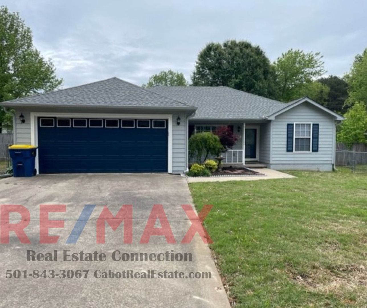 Cabot House: 205 N Polk St