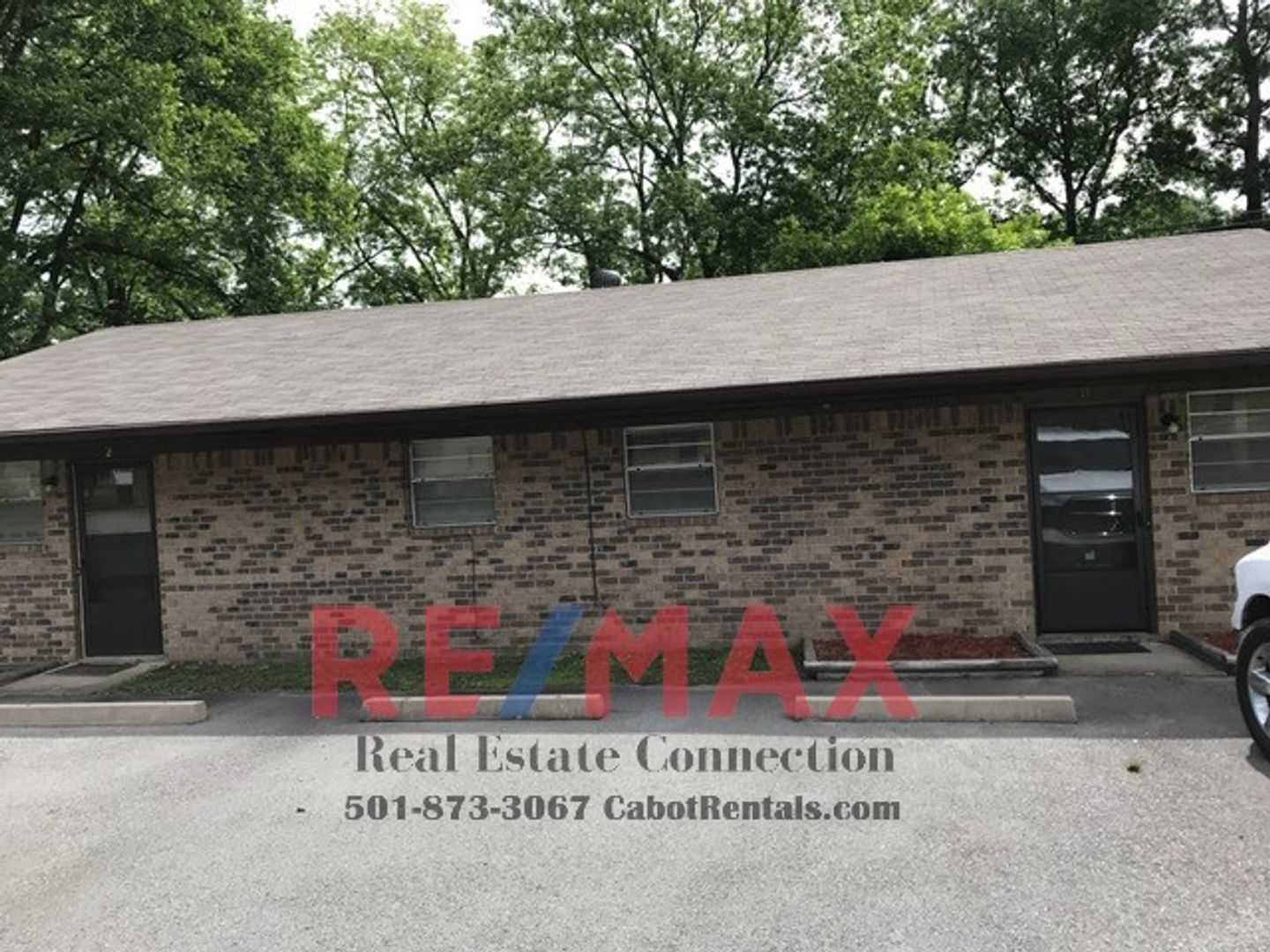 Cabot Apartment: 402 Eagle St #11-14