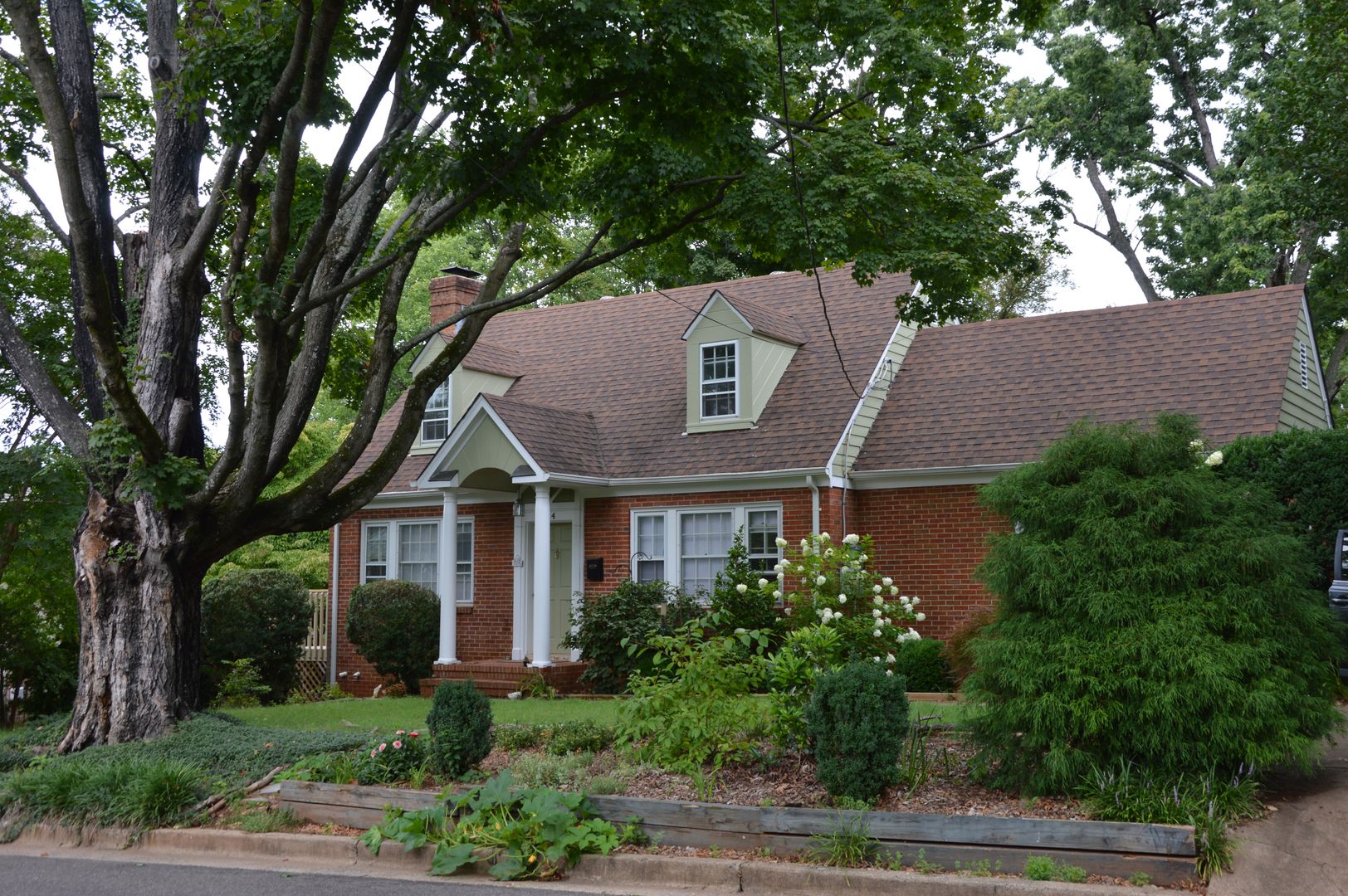 Culpeper House: W Asher Street