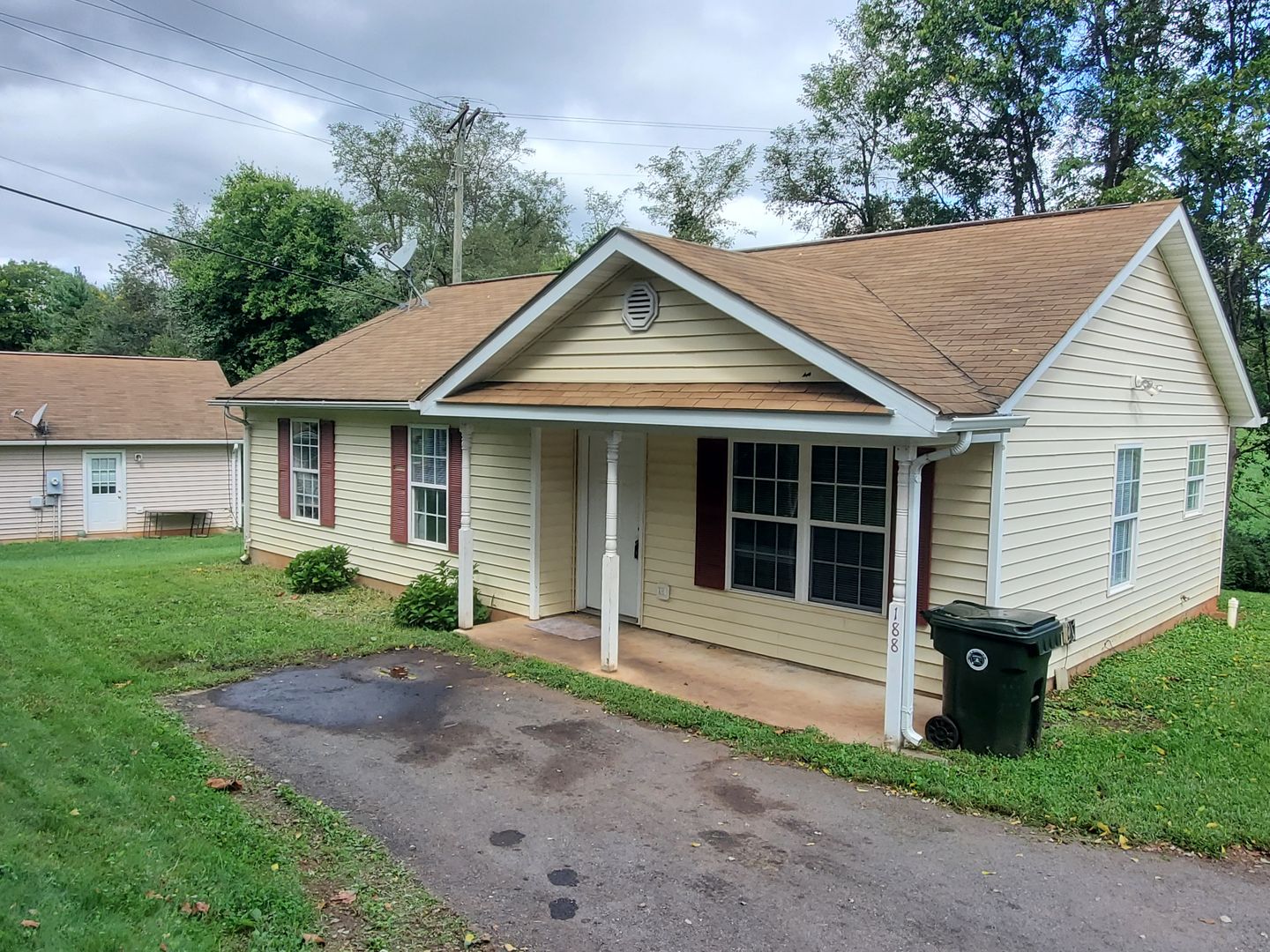 Culpeper House: 188 Aberdeen Drive