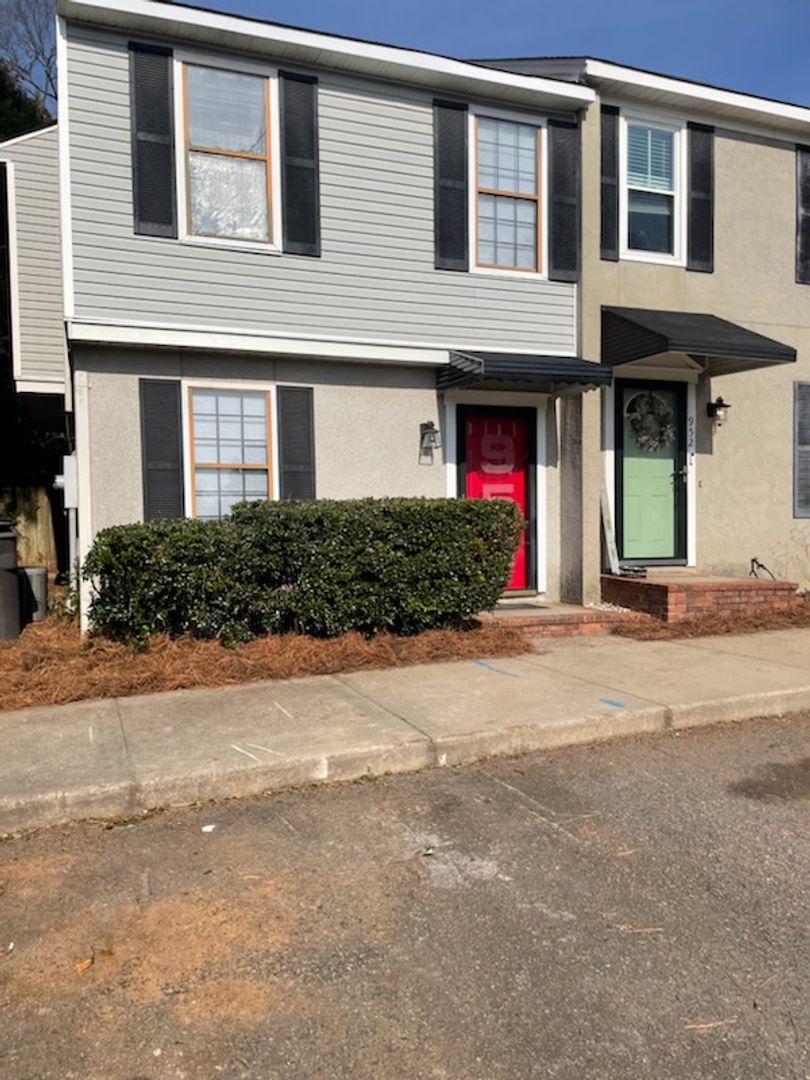 North Augusta Townhome: 950 Bama Avenue