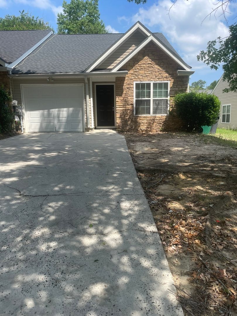 Grovetown Townhome: 449 Northrop Place
