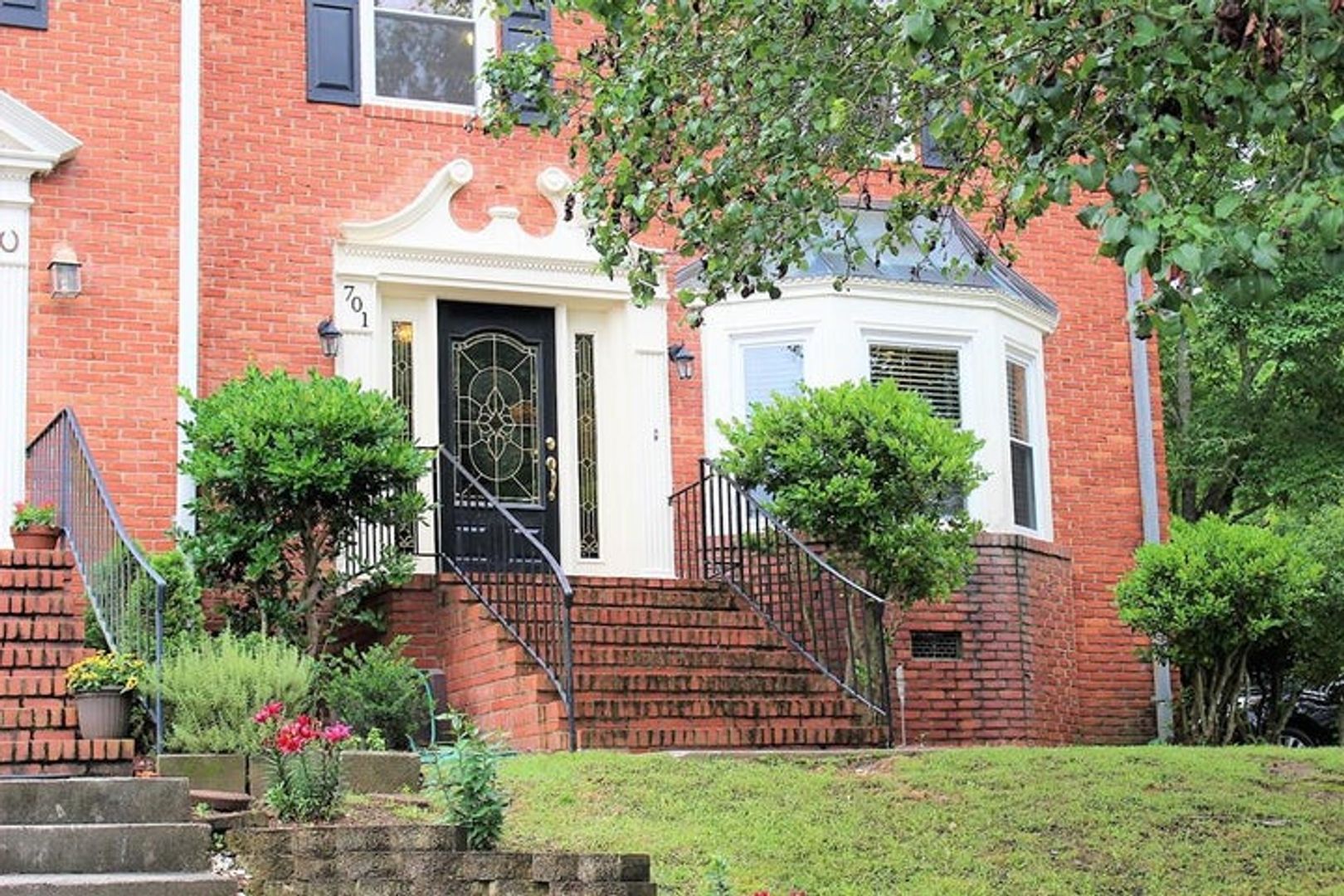 Martinez Townhome: 701 Crown Point Ct - Crown Point Court 701