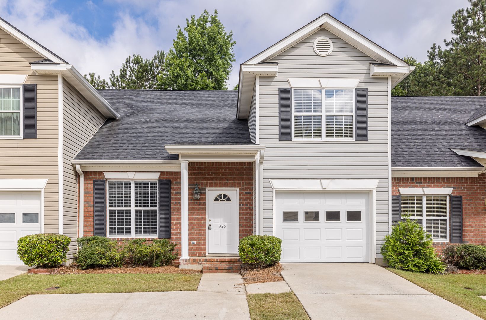 Evans House: 435 Snead Way