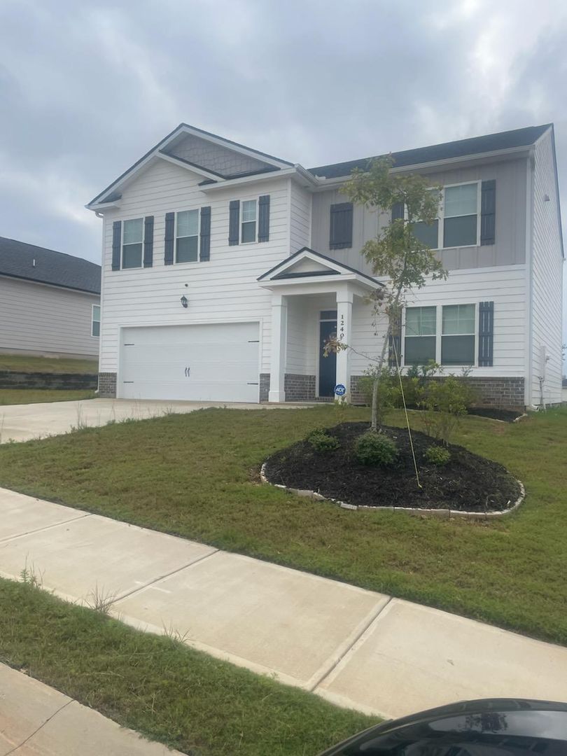 Grovetown House: 1240 Sambar Circle